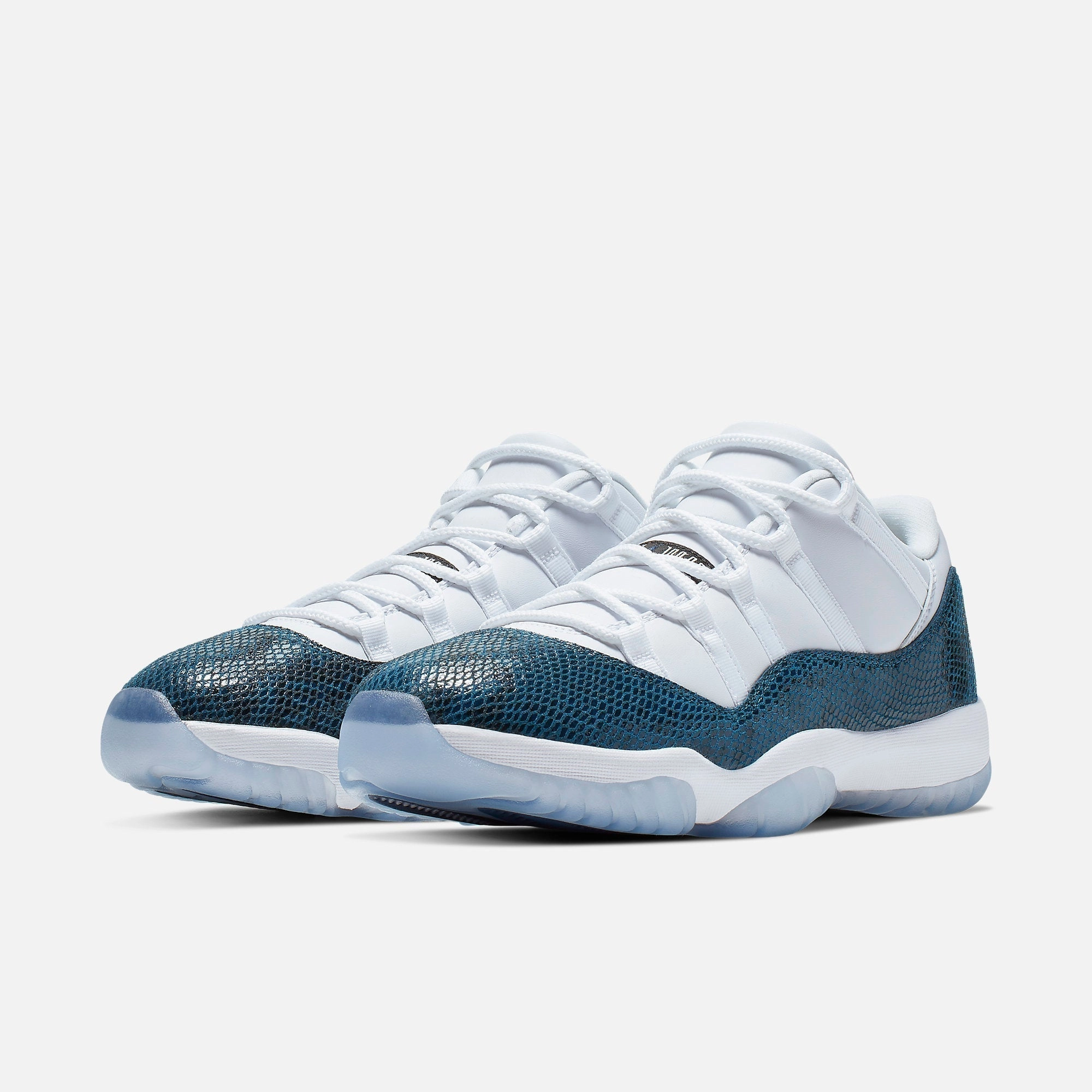 (Men's) Air Jordan 11 Retro Low LE 'Navy Snakeskin' (2019) CD6846-102 Air Jordan 11 Patent Basketball Shoes