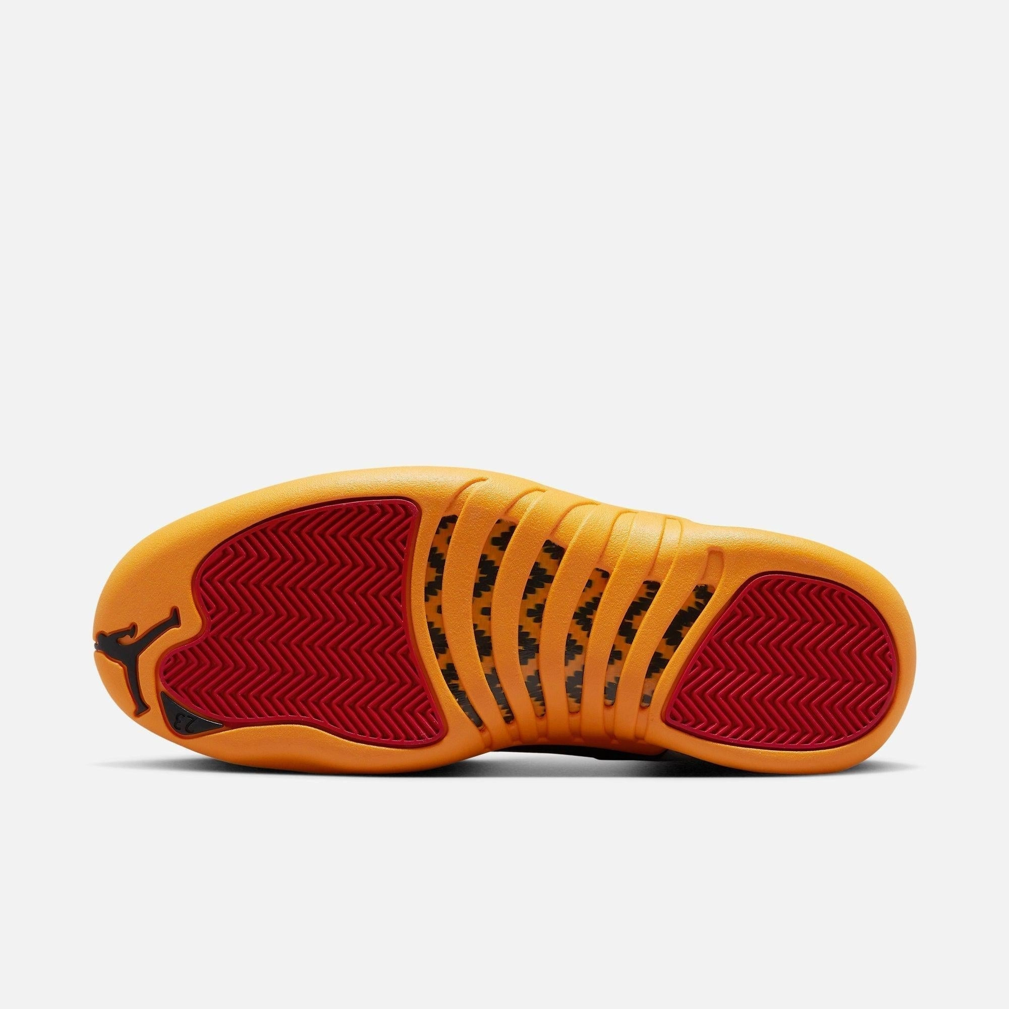 (Men's) Air Jordan 12 Retro '25 Years in China' (2022) DR8887-100 Air Jordan 12 Game-Ready Sneakers