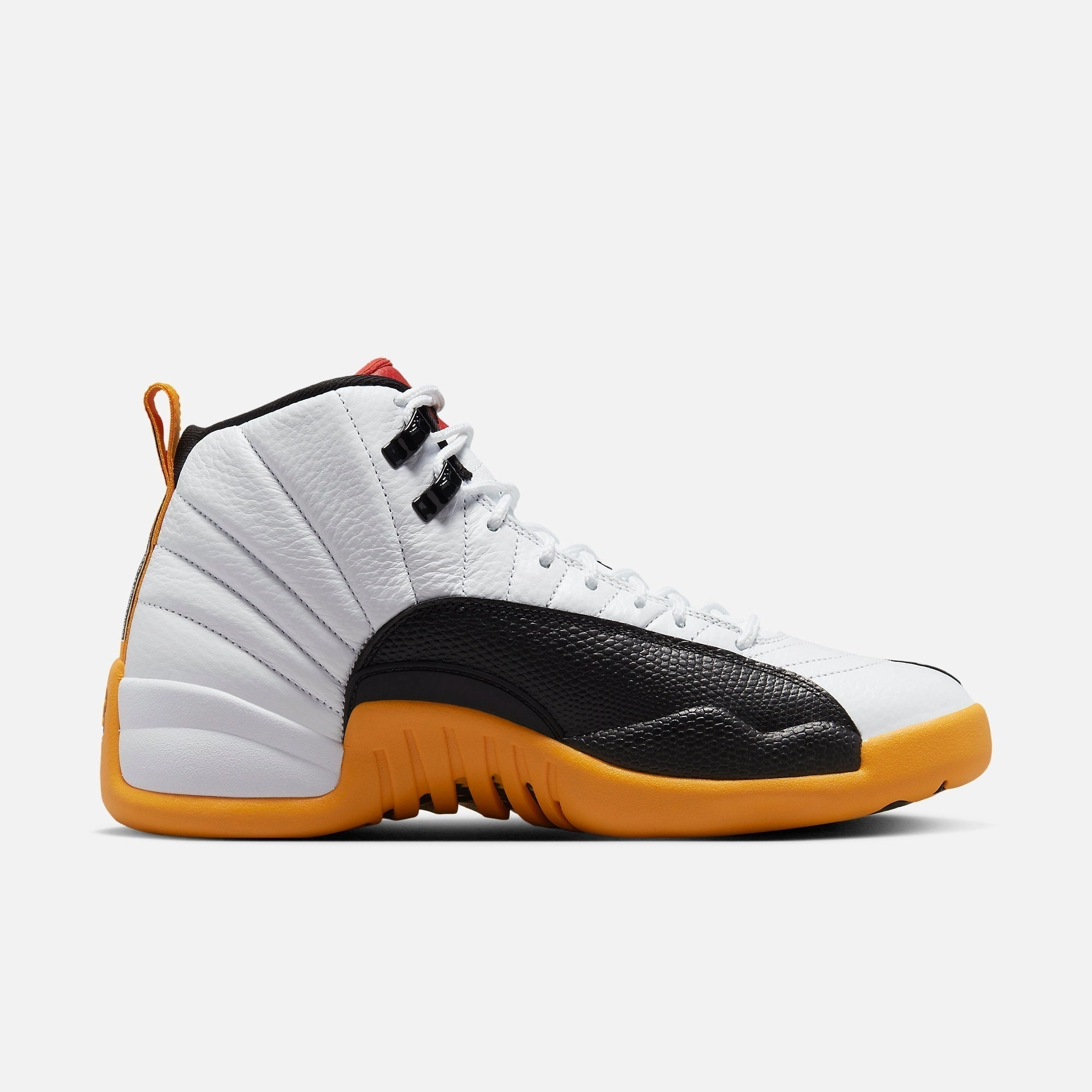 (Men's) Air Jordan 12 Retro '25 Years in China' (2022) DR8887-100 Air Jordan 12 Game-Ready Sneakers