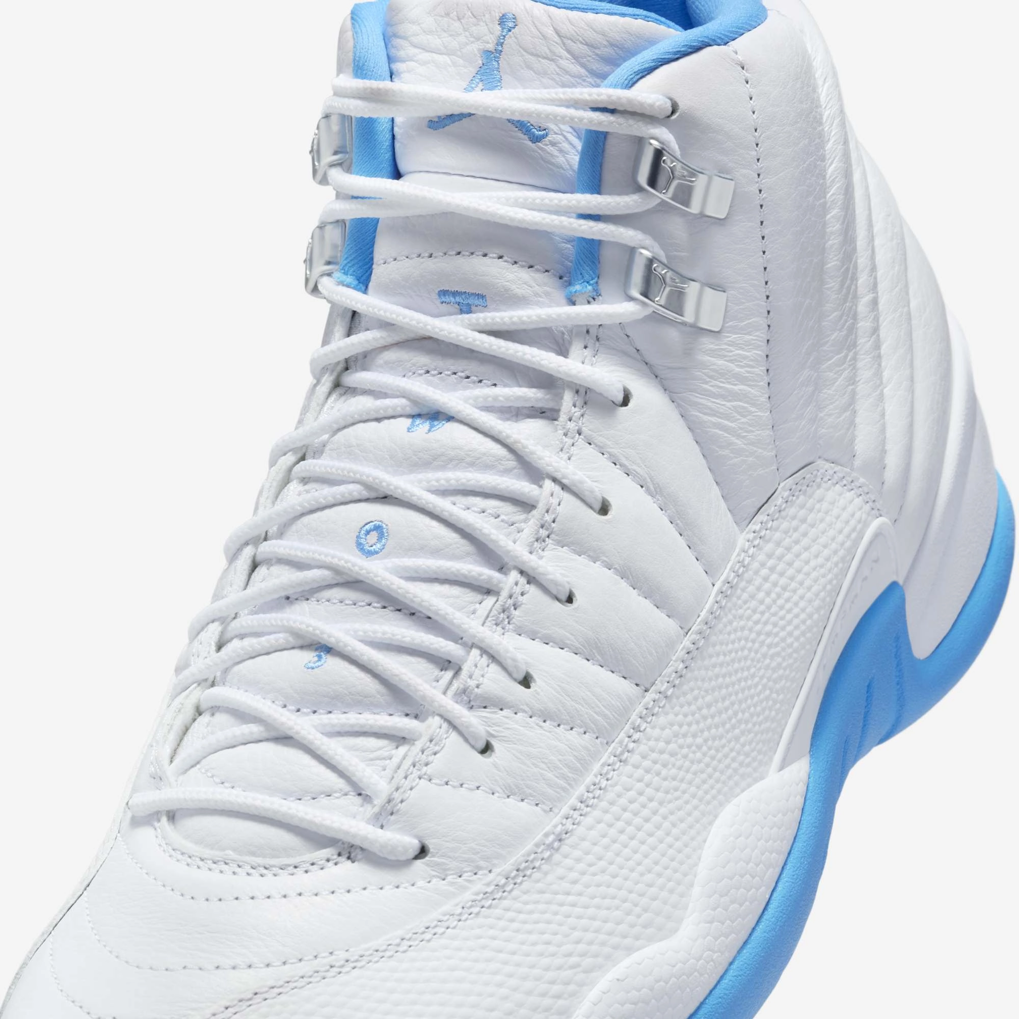 (Men's) Air Jordan 12 Retro 'Melo / UNC University Blue' (2025) CT8013-112 Air Jordan 12 Game-Ready Sneakers