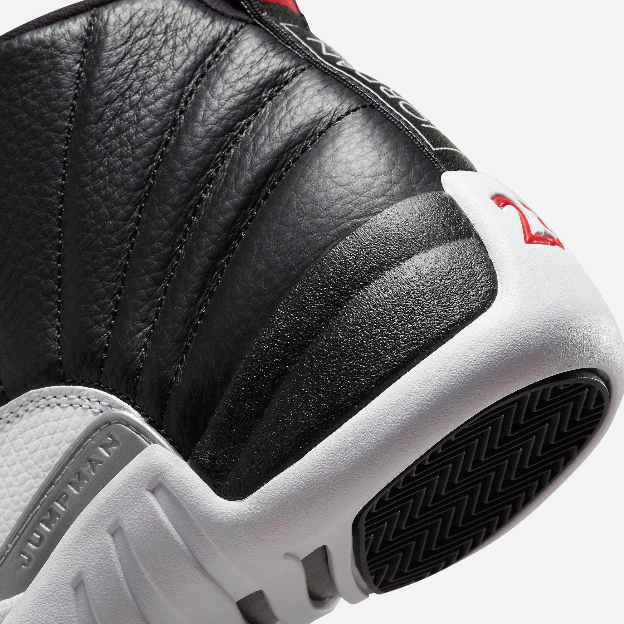 (Men's) Air Jordan 12 Retro 'Playoffs' (2022) CT8013-006 Air Jordan 12 Game-Ready Sneakers