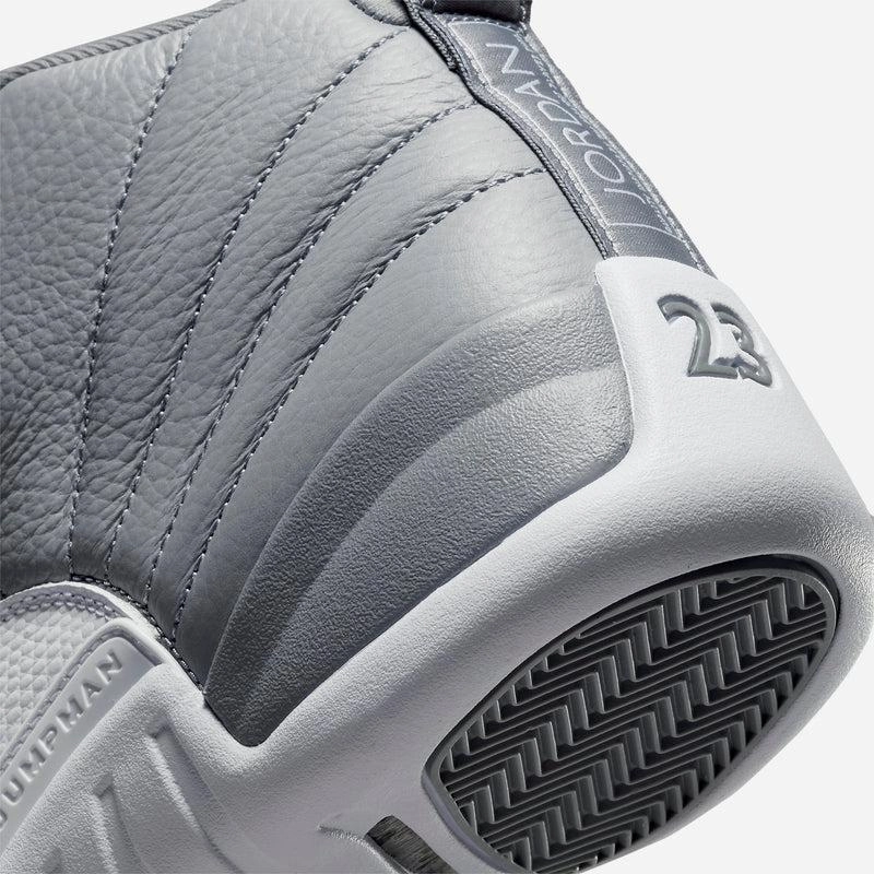 (Men's) Air Jordan 12 Retro 'Stealth' (2022) CT8013-015 Air Jordan 12 Game-Ready Sneakers