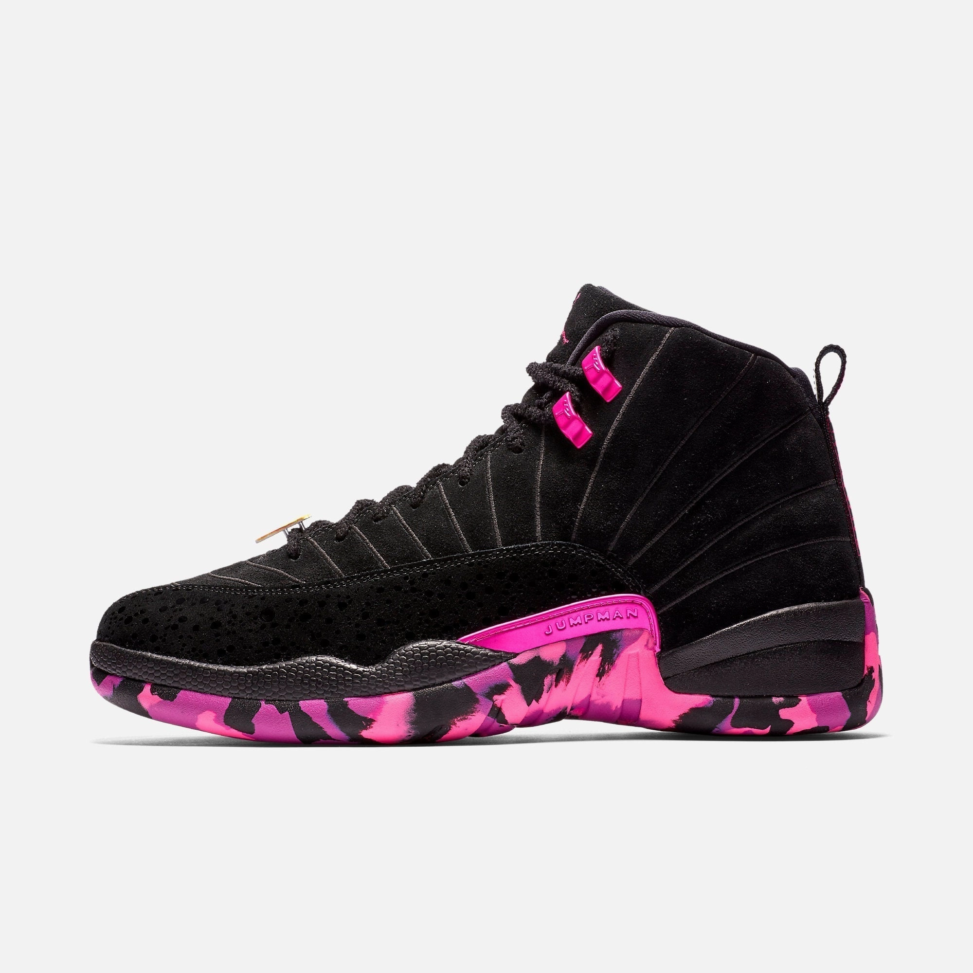 (Men's) Air Jordan 12 Retro DB x Carissa Navarro 'Doernbecher' (2017) AH6987-023 Air Jordan 12 performance sneakers for court
