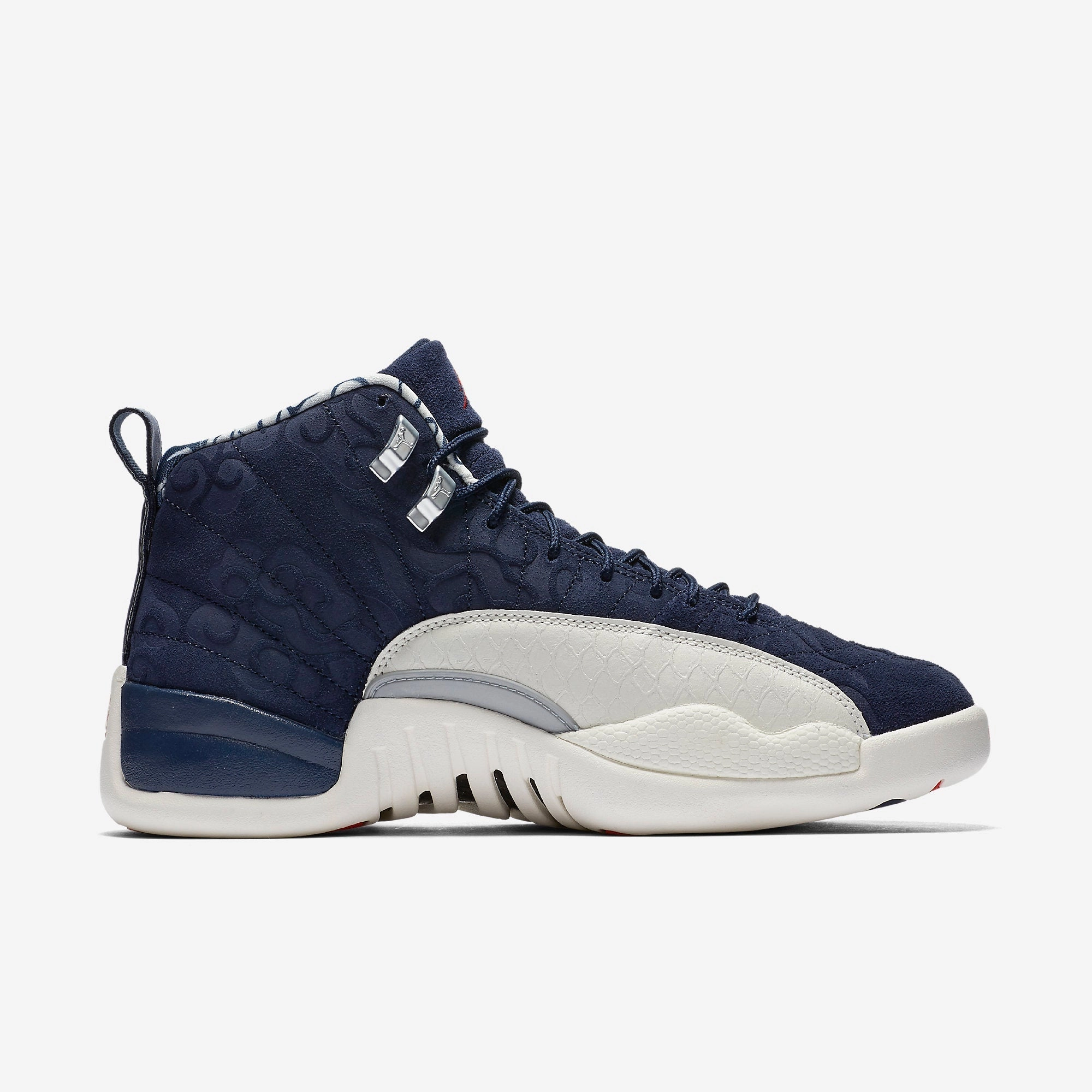 (Men's) Air Jordan 12 Retro Premium 'International Flight' (2018) BV8016-445 Air Jordan 12 Game-Ready Sneakers