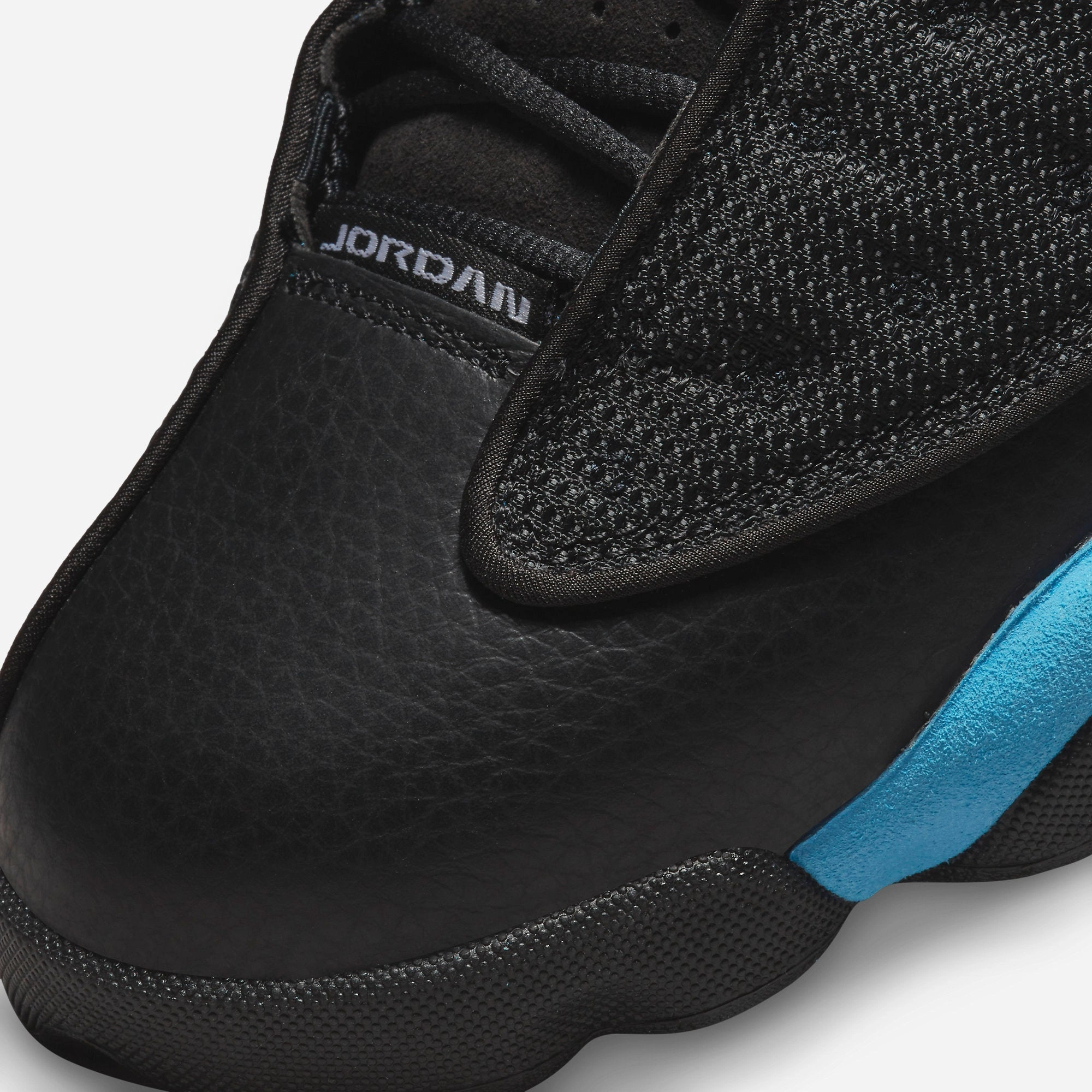 (Men's) Air Jordan 13 Retro 'UNC University Blue' (2022) DJ5982-041 Air Jordan 13 Bold Sole Basketball Shoes