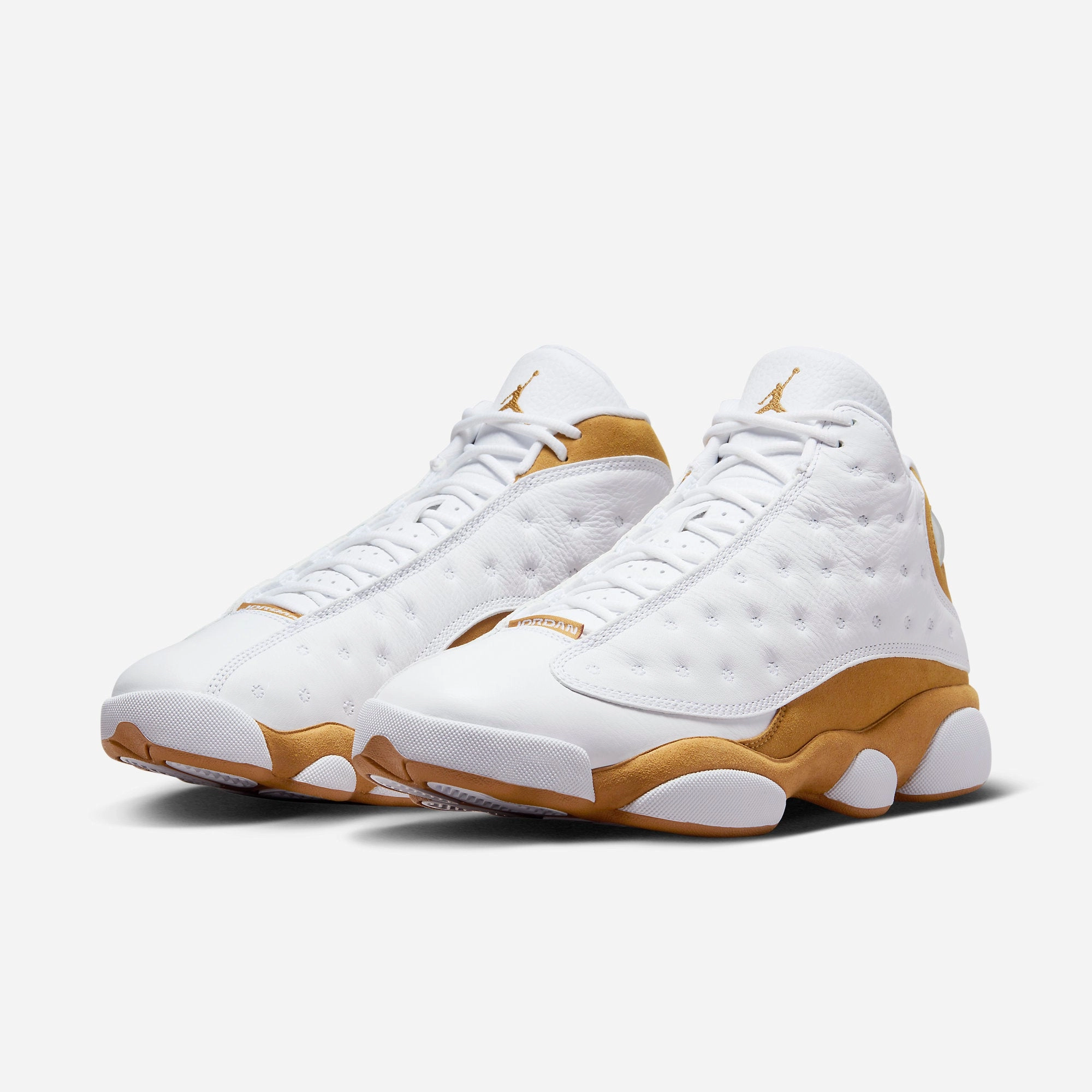 (Men's) Air Jordan 13 Retro 'Wheat' (2023) 414571-171 Air Jordan 13 Bold Sole Basketball Shoes