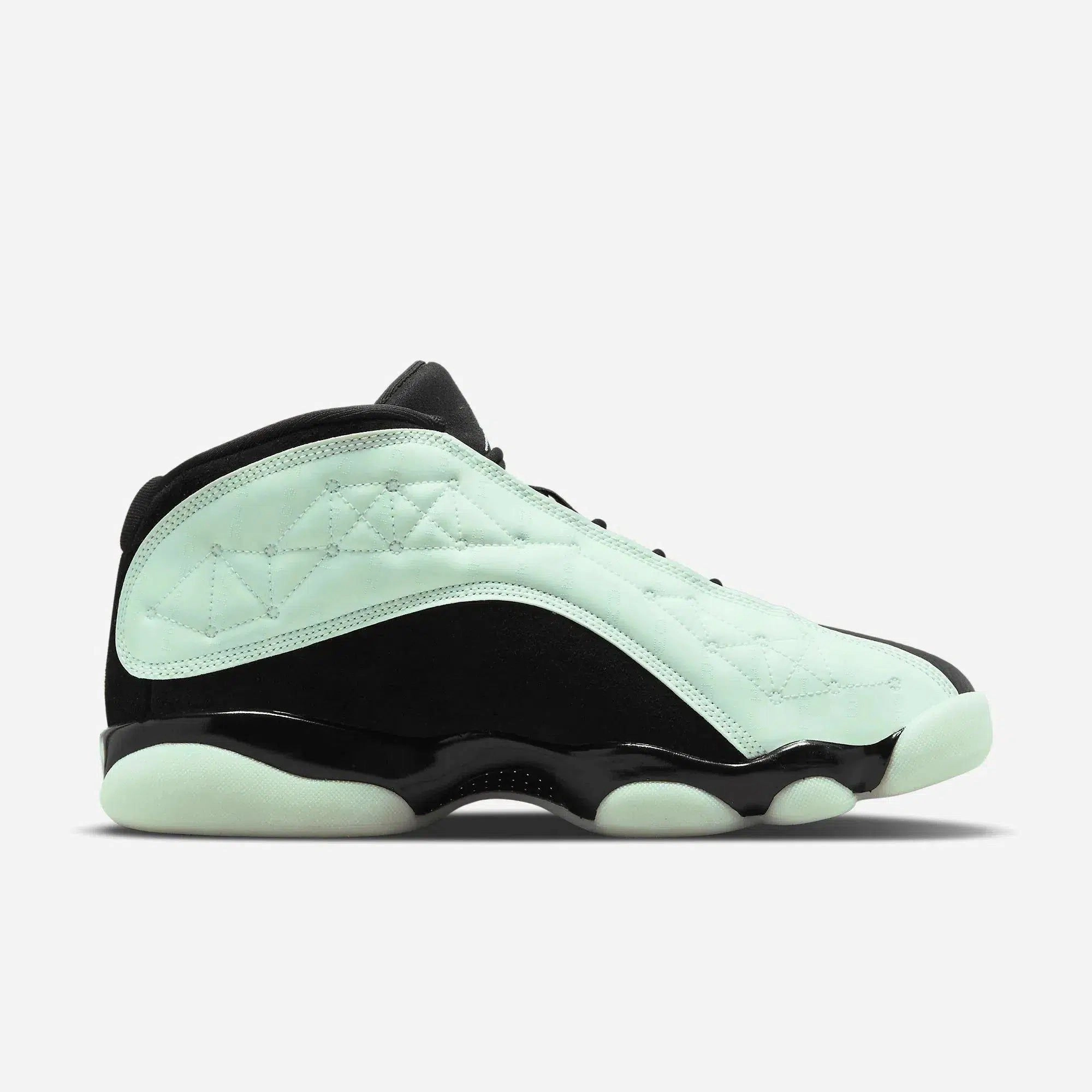 (Men's) Air Jordan 13 Retro Low GC 'Single's Day' (2021) DM0803-300 Air Jordan 13 Bold Sole Basketball Shoes