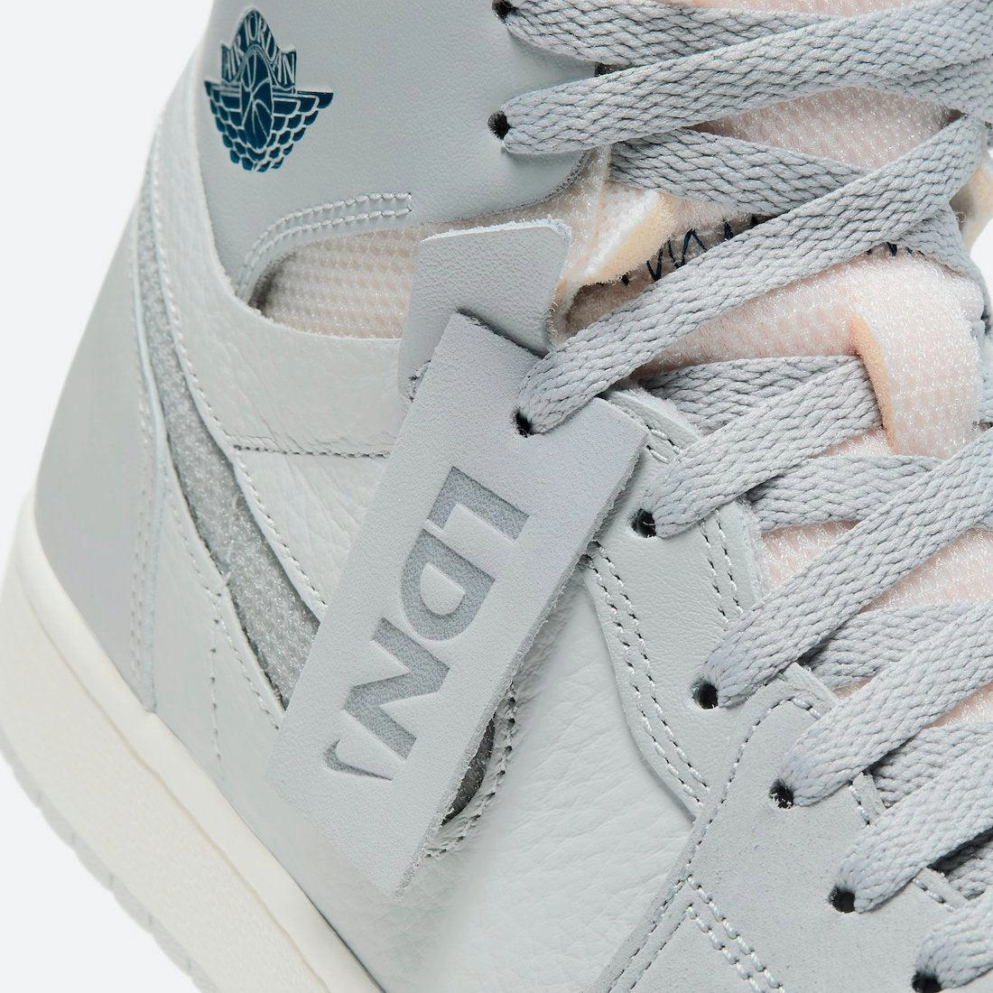 (Men's) Air Jordan 1 High Zoom Air CMFT 'London' (2021) DH4268-001 Air Jordan 1 Signature Look Sneakers