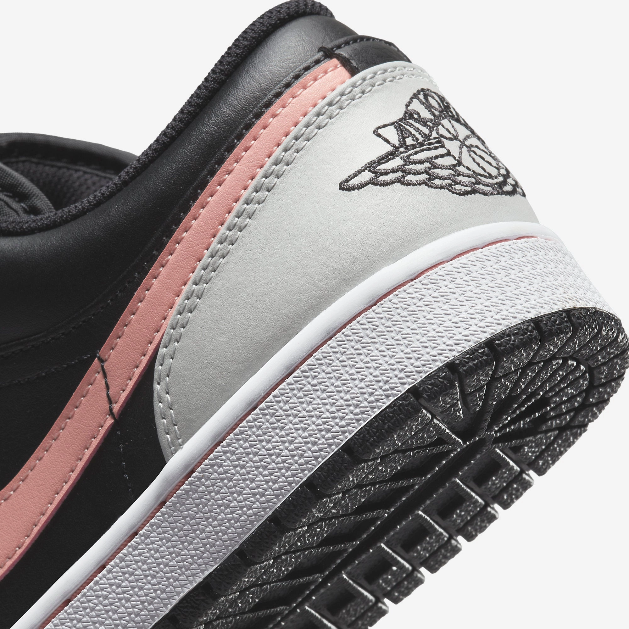 (Men's) Air Jordan 1 Low 'Grey Fog' (2022) 553558-062 Air Jordan 1 Timeless Heritage Shoes