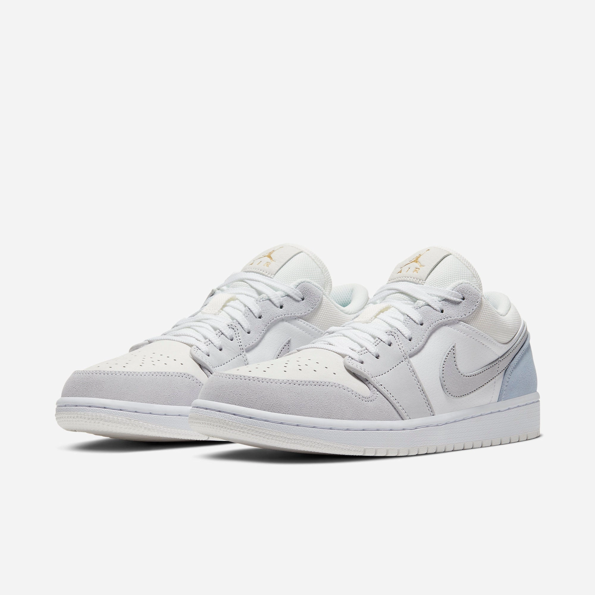 (Men's) Air Jordan 1 Low 'Paris' (2020) CV3043-100 Air Jordan 1 Retro Court Sneakers