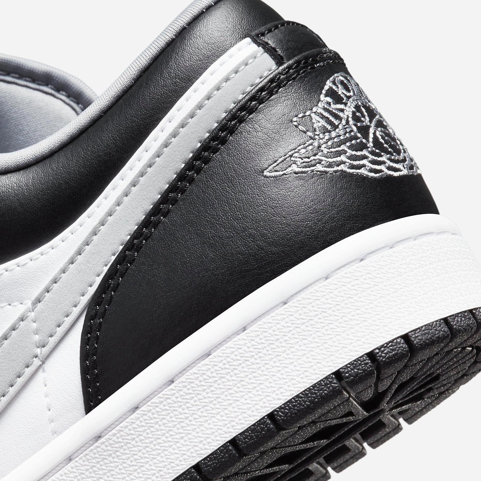 (Men's) Air Jordan 1 Low 'Shadow 2.0' (2021) 553558-040 Air Jordan 1 Signature Look Sneakers