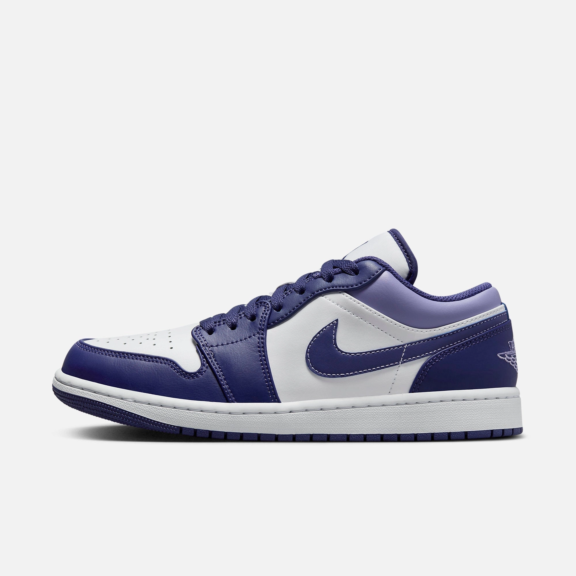 (Men's) Air Jordan 1 Low 'Sky J Purple' (2023) 553558-515 Iconic Air Jordan 1 shoes with bold accents