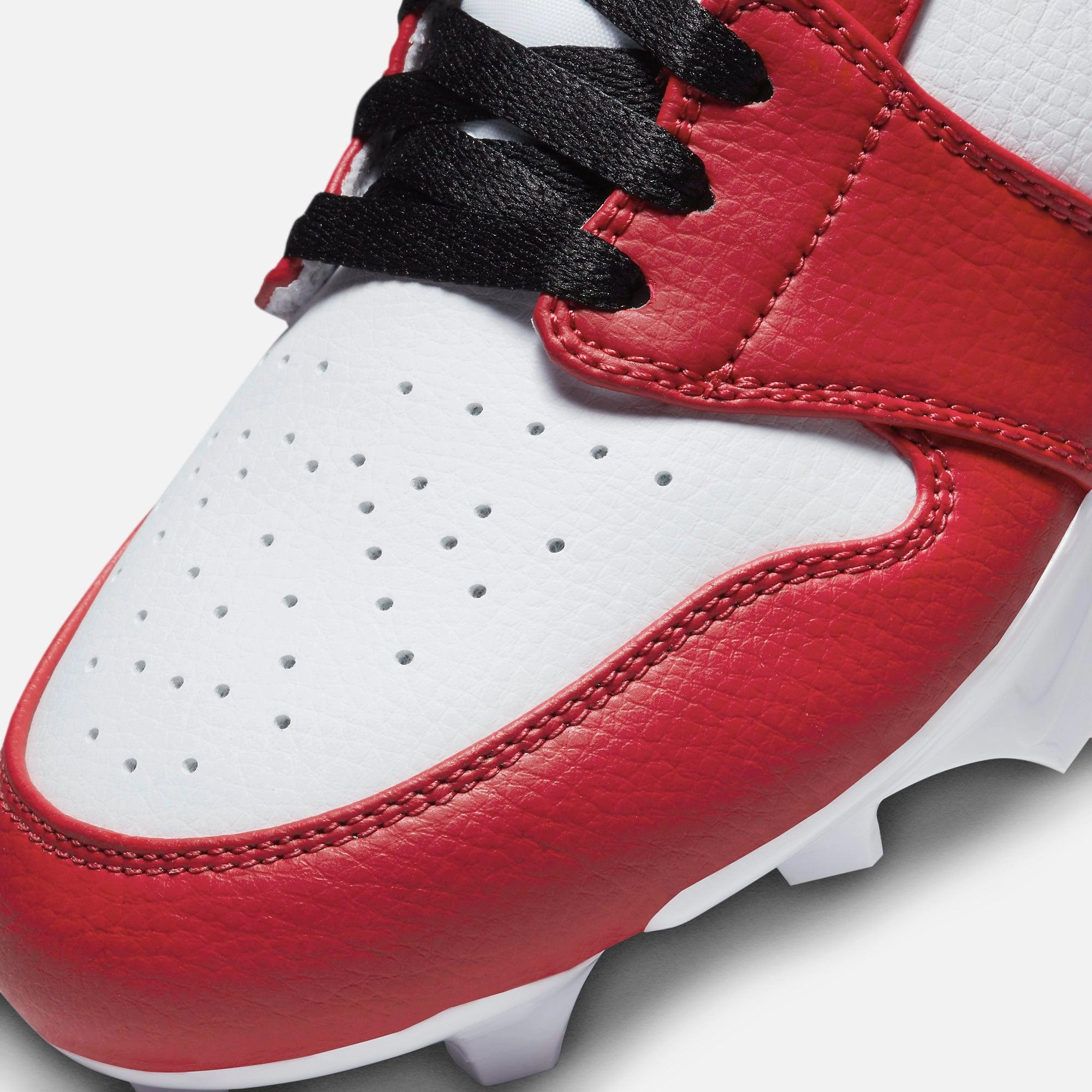 (Men's) Air Jordan 1 Low Cleat TD 'Chicago' (2023) FJ6245-106 Air Jordan 1 Timeless Heritage Shoes