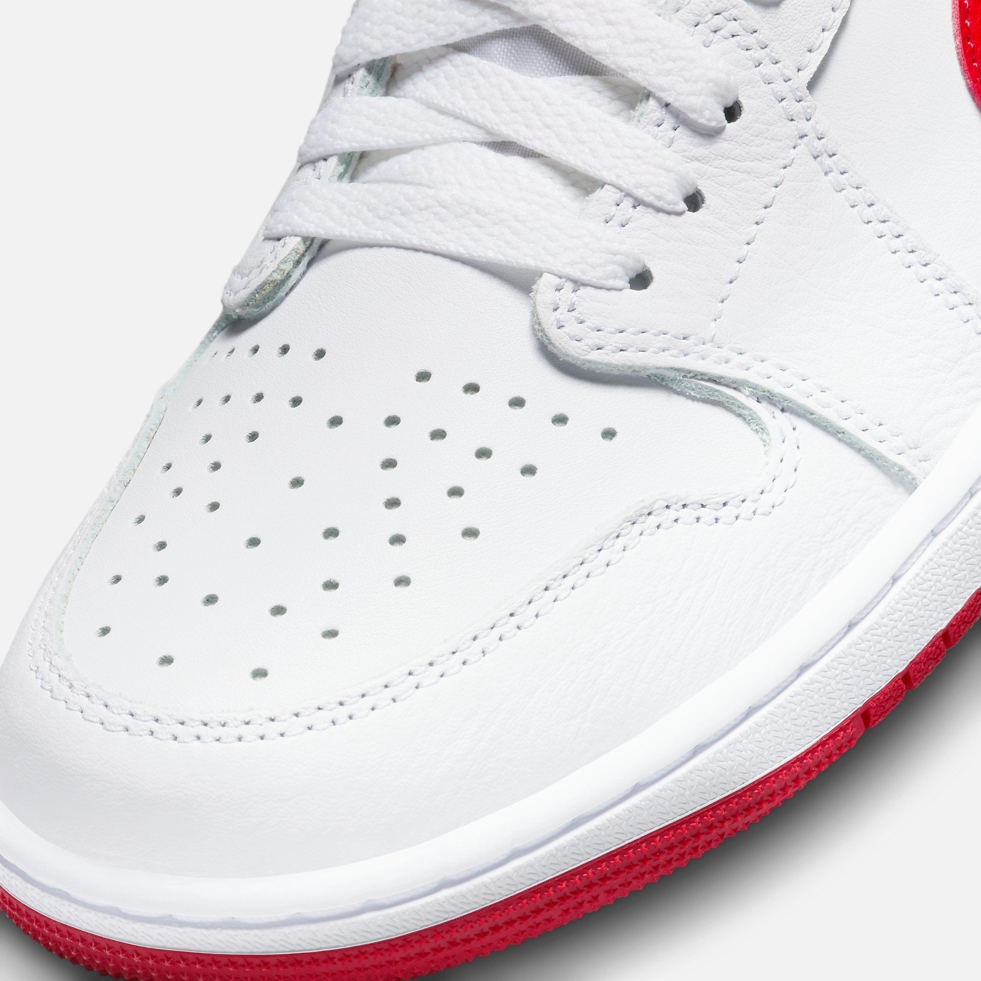 (Men's) Air Jordan 1 Low OG 'Metallic Red' (2023) CZ0790-161 Air Jordan 1 Timeless Heritage Shoes