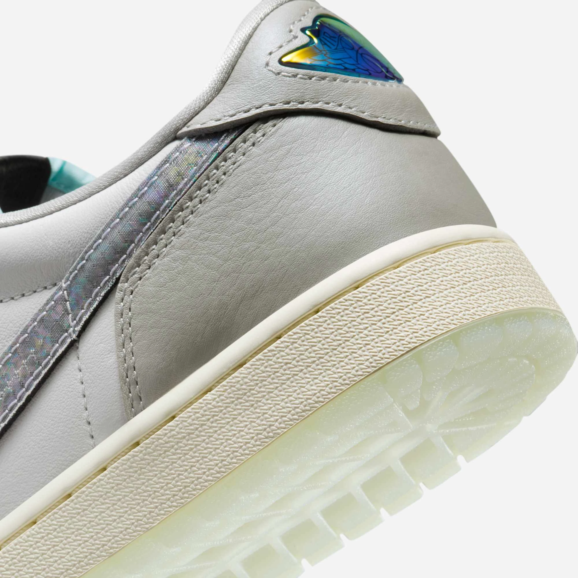 (Men's) Air Jordan 1 Low OG 'Year of the Snake' (2025) HF3144-100 Air Jordan 1 Original Colorway Shoes