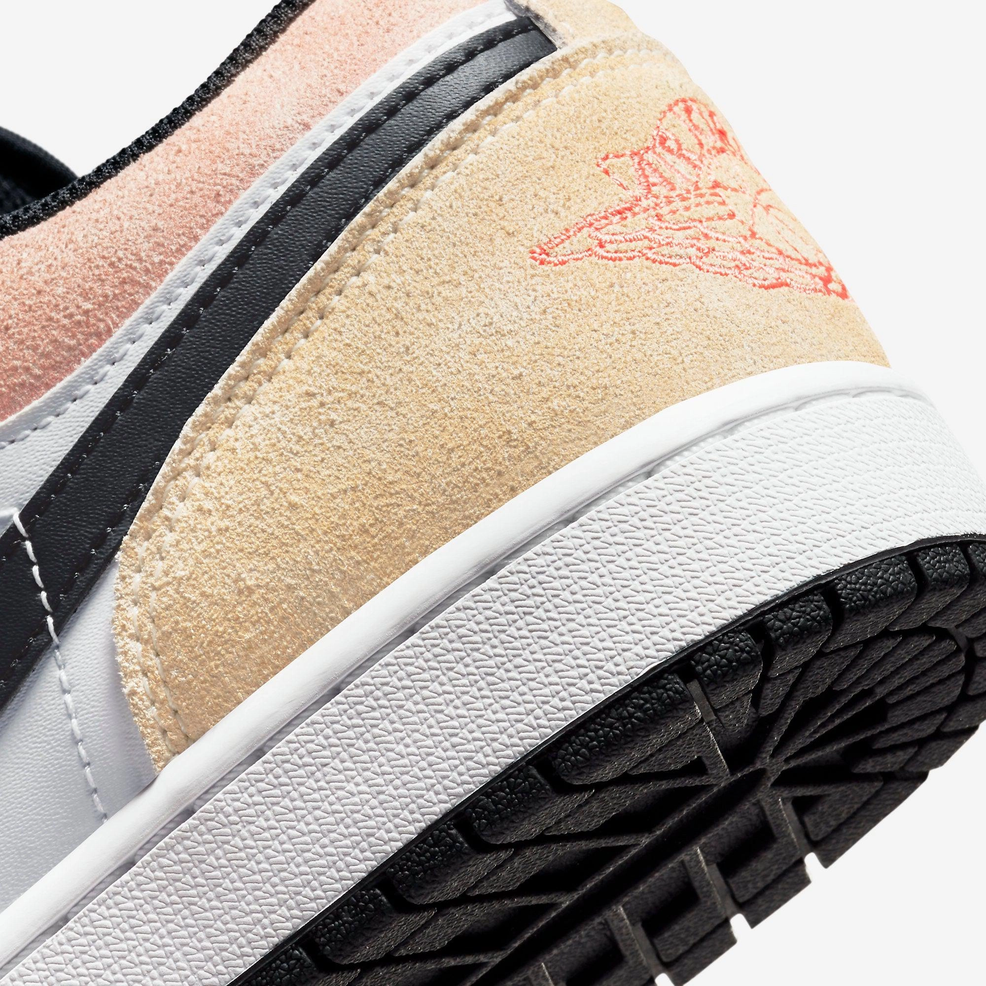 (Men's) Air Jordan 1 Low SE 'Flight Club' (2023) DX4334-008 Air Jordan 1 Timeless Heritage Shoes
