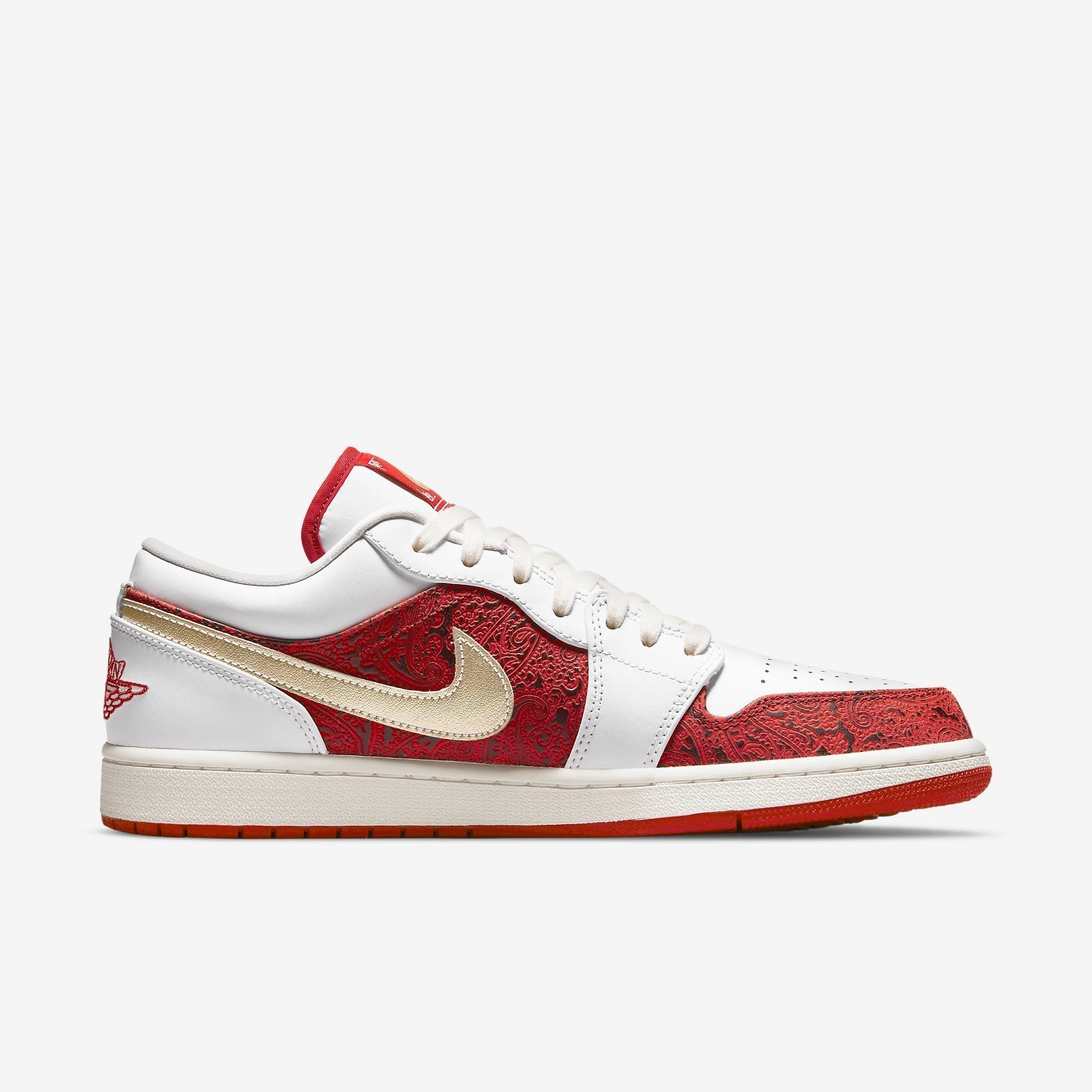 (Men's) Air Jordan 1 Low SE 'Spades' (2021) DJ5185-100 Air Jordan 1 Signature Look Sneakers