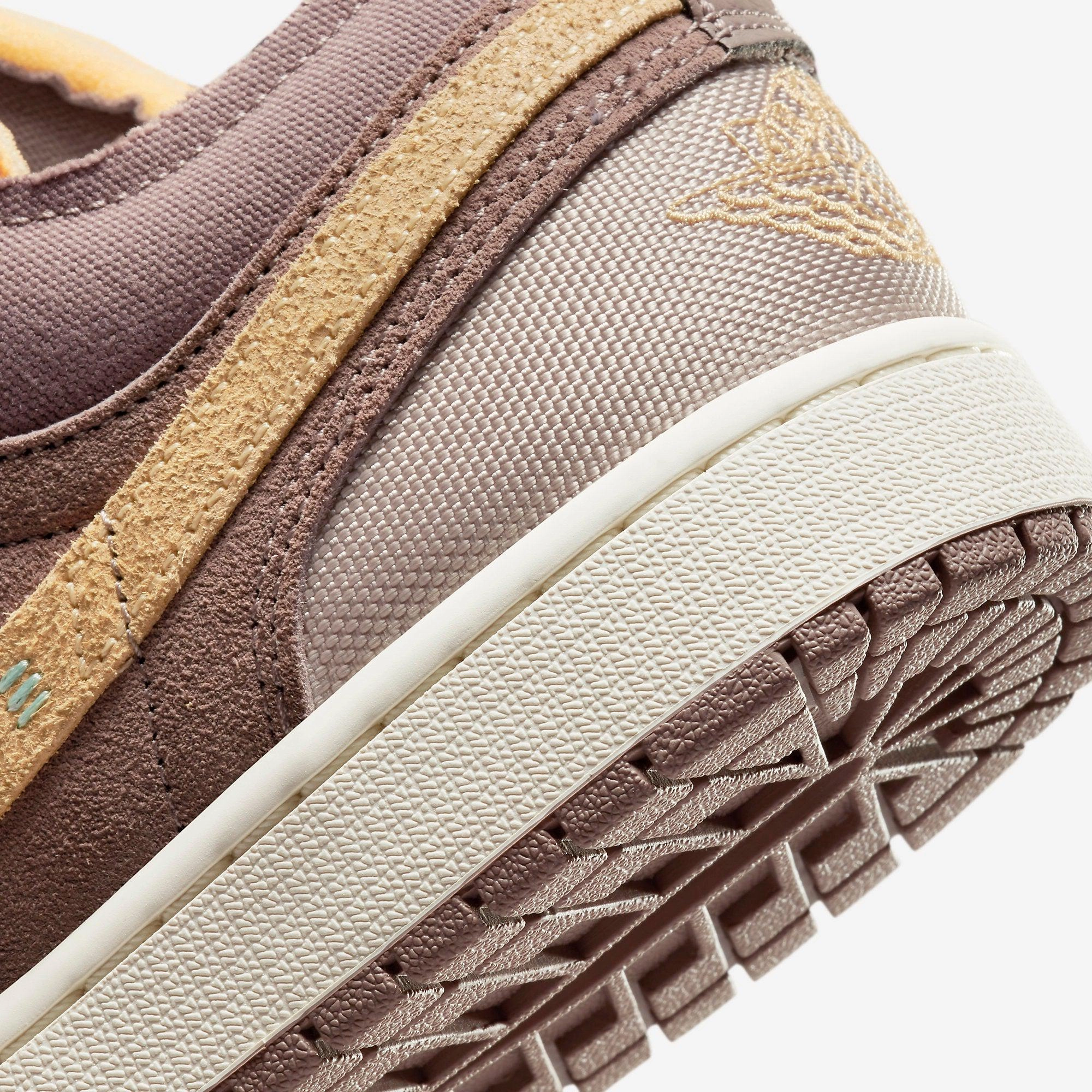 (Men's) Air Jordan 1 Low SE Craft 'Taupe Haze' (2023) DN1635-200 Air Jordan 1 Timeless Heritage Shoes
