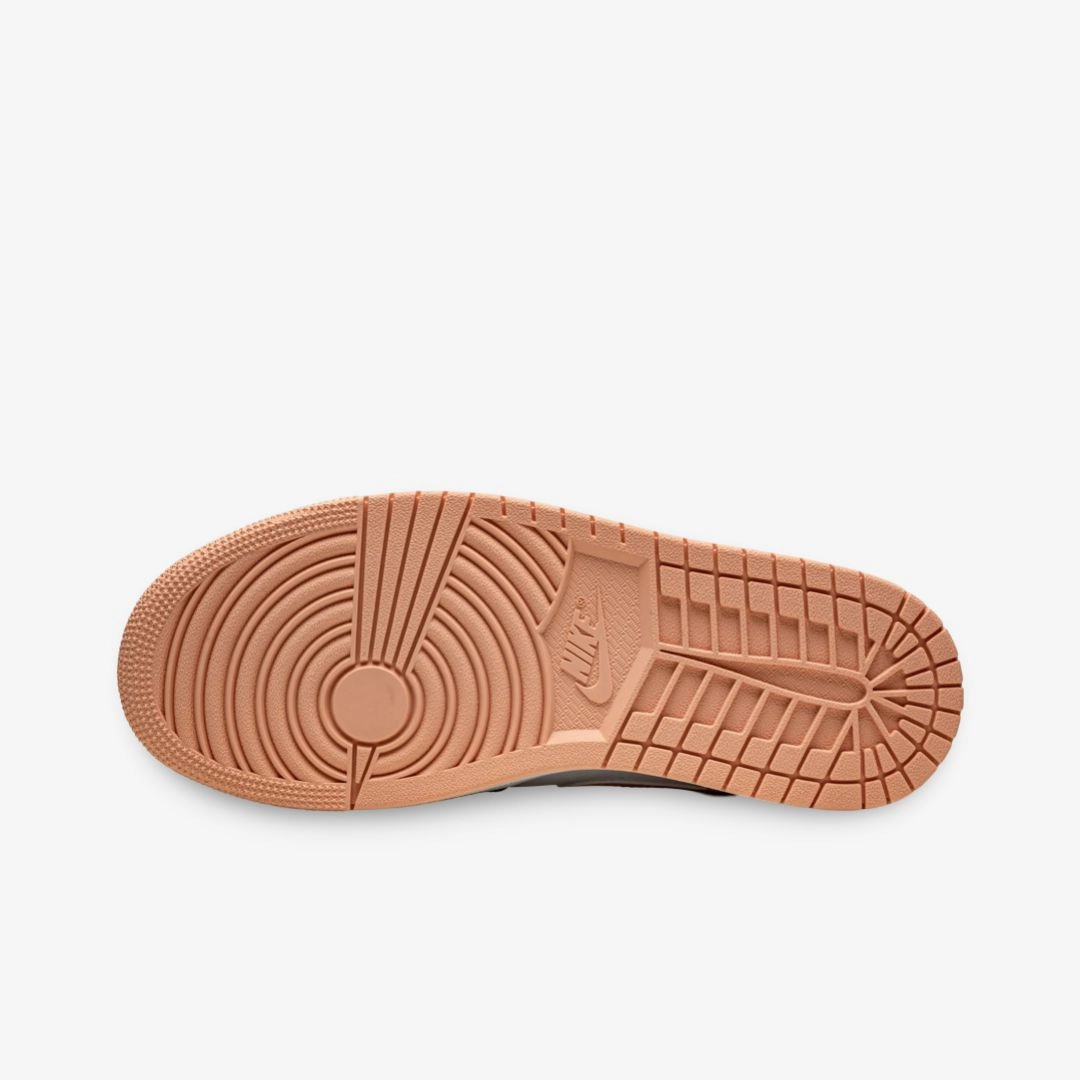 (Men's) Air Jordan 1 Mid 'Crimson Tint' (2021) 554724-133 Air Jordan 1 Original Colorway Shoes