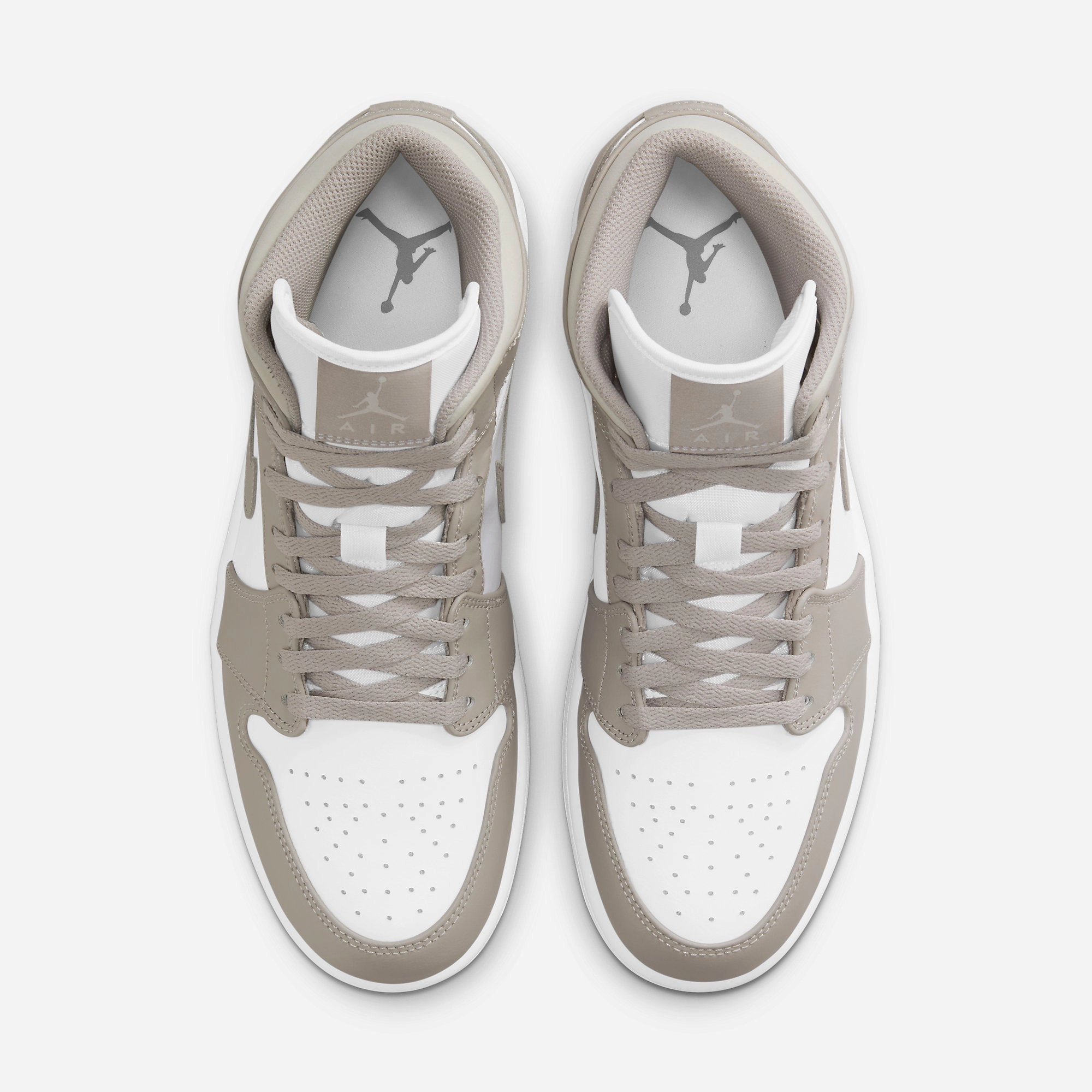 (Men's) Air Jordan 1 Mid 'Linen' (2021) 554724-082 Air Jordan 1 Signature Look Sneakers