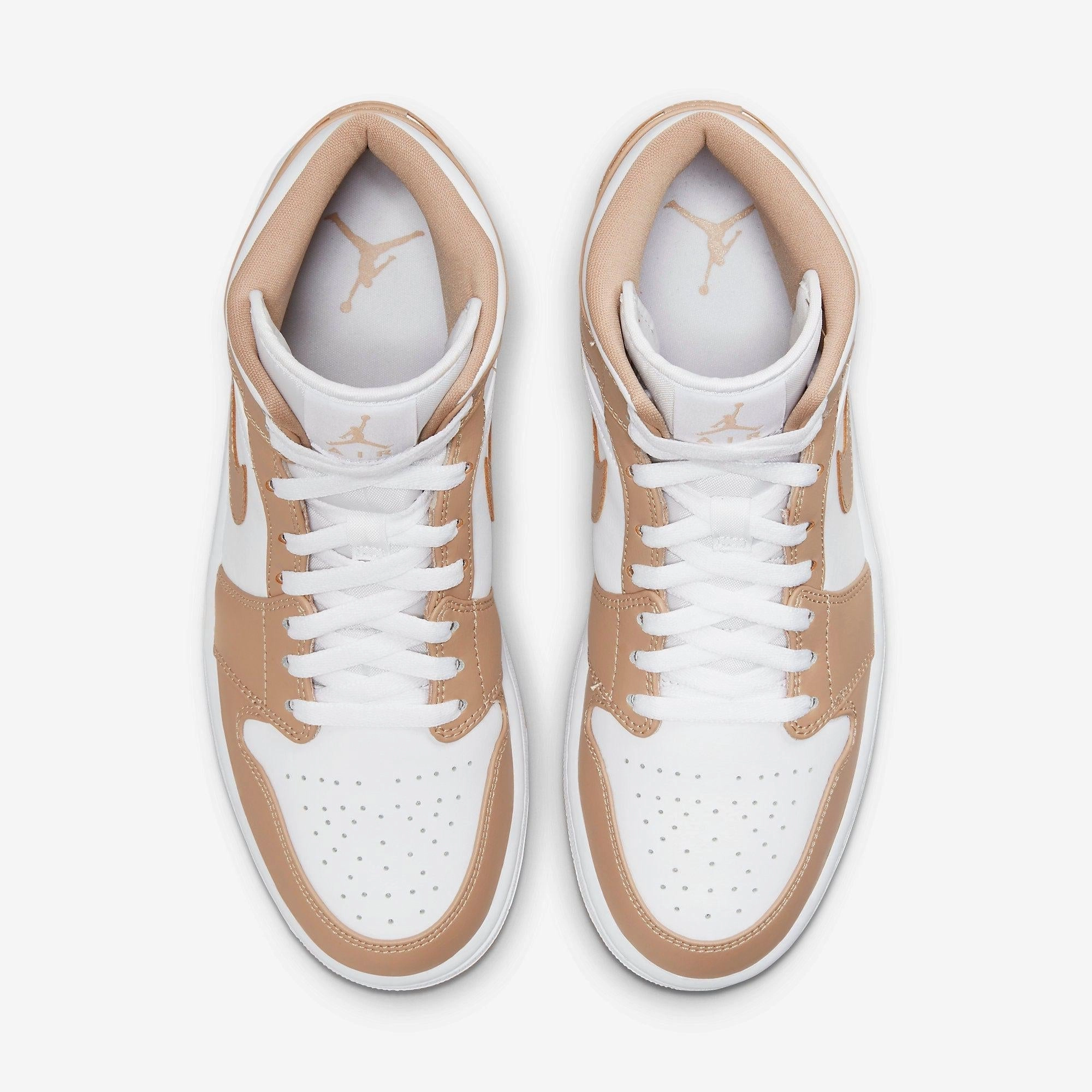 (Men's) Air Jordan 1 Mid 'Tan Gum' (2021) 554724-271 Air Jordan 1 Signature Look Sneakers