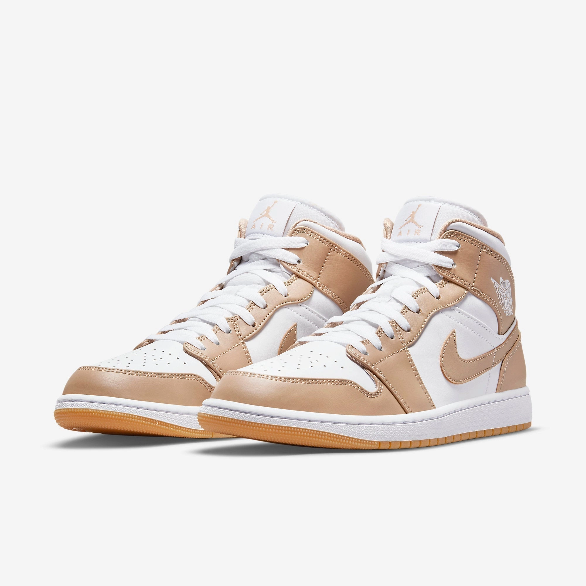 (Men's) Air Jordan 1 Mid 'Tan Gum' (2021) 554724-271 Air Jordan 1 Signature Look Sneakers