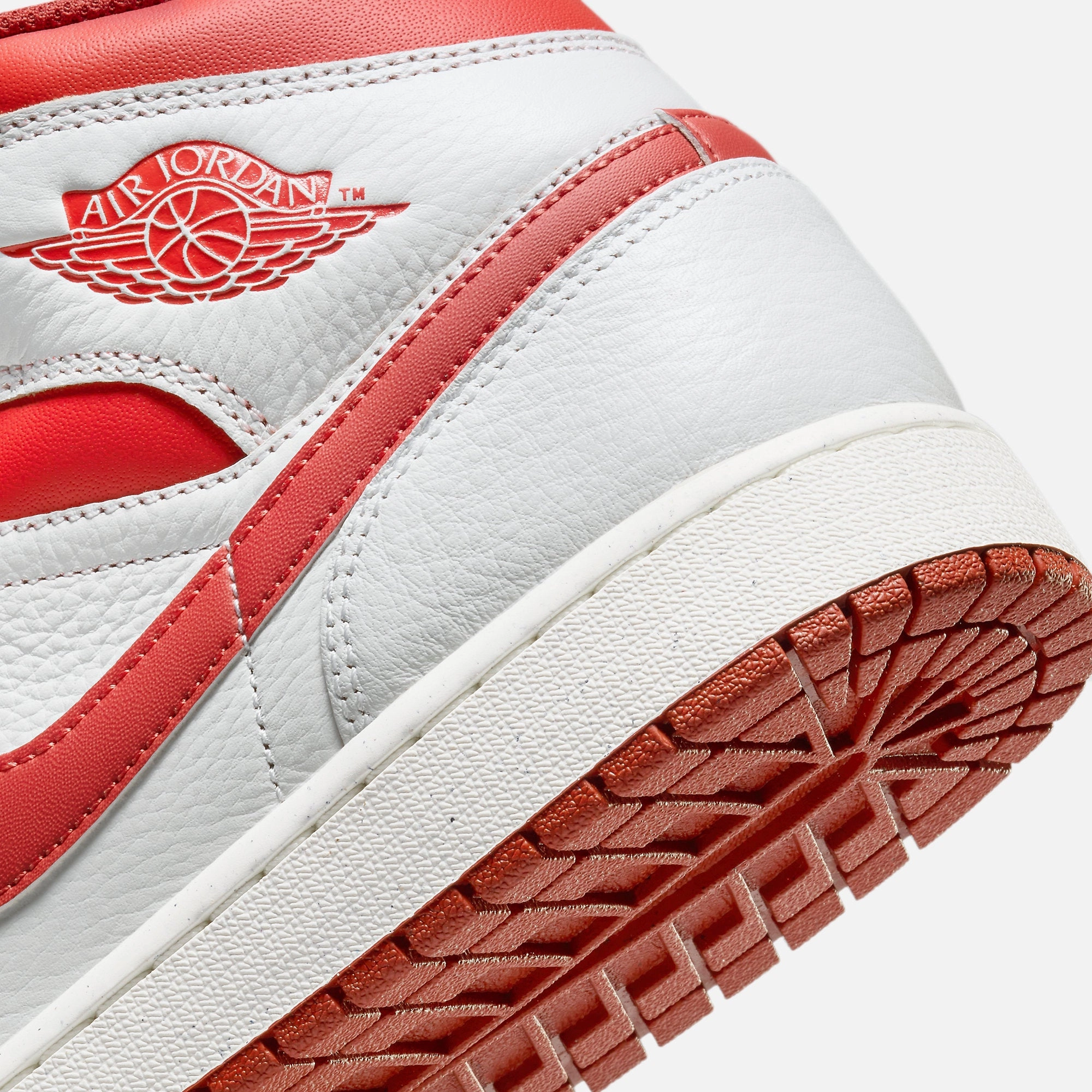 (Men's) Air Jordan 1 Mid SE 'Dune Red' (2024) FJ3458-160 Air Jordan 1 Original Colorway Shoes