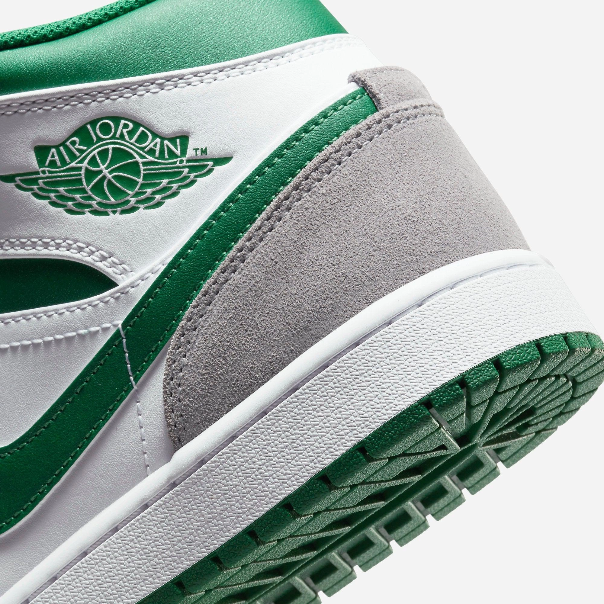 (Men's) Air Jordan 1 Mid SE 'Grey Pine' (2021) DC7294-103 Air Jordan 1 Signature Look Sneakers