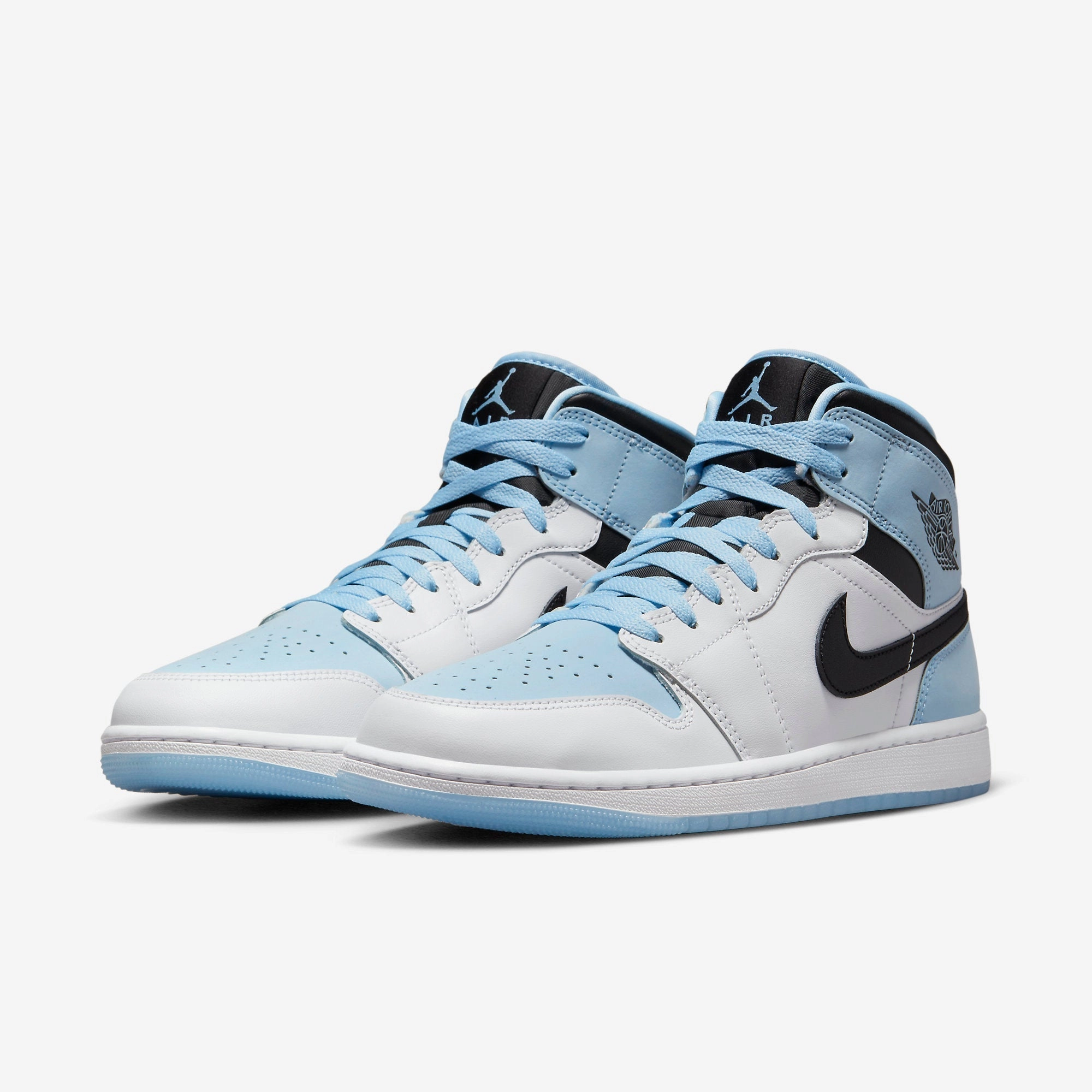 (Men's) Air Jordan 1 Mid SE 'White / Ice Blue' (2023) DV1308-104 Air Jordan 1 Timeless Heritage Shoes