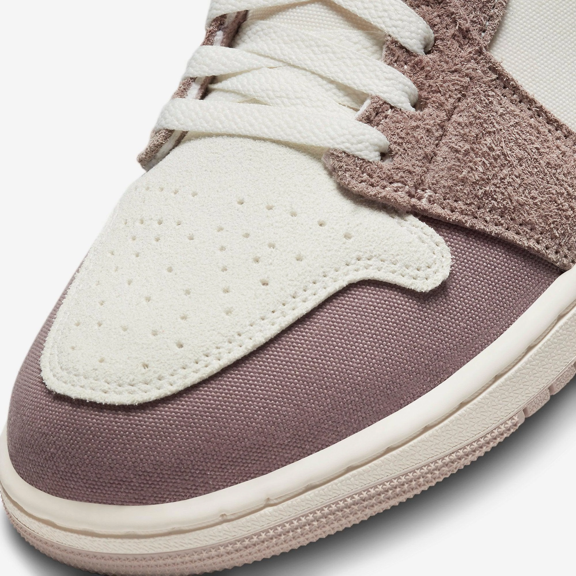 (Men's) Air Jordan 1 Mid SE Craft 'Inside Out Taupe Haze' (2023) DM9652-102 Air Jordan 1 Timeless Heritage Shoes