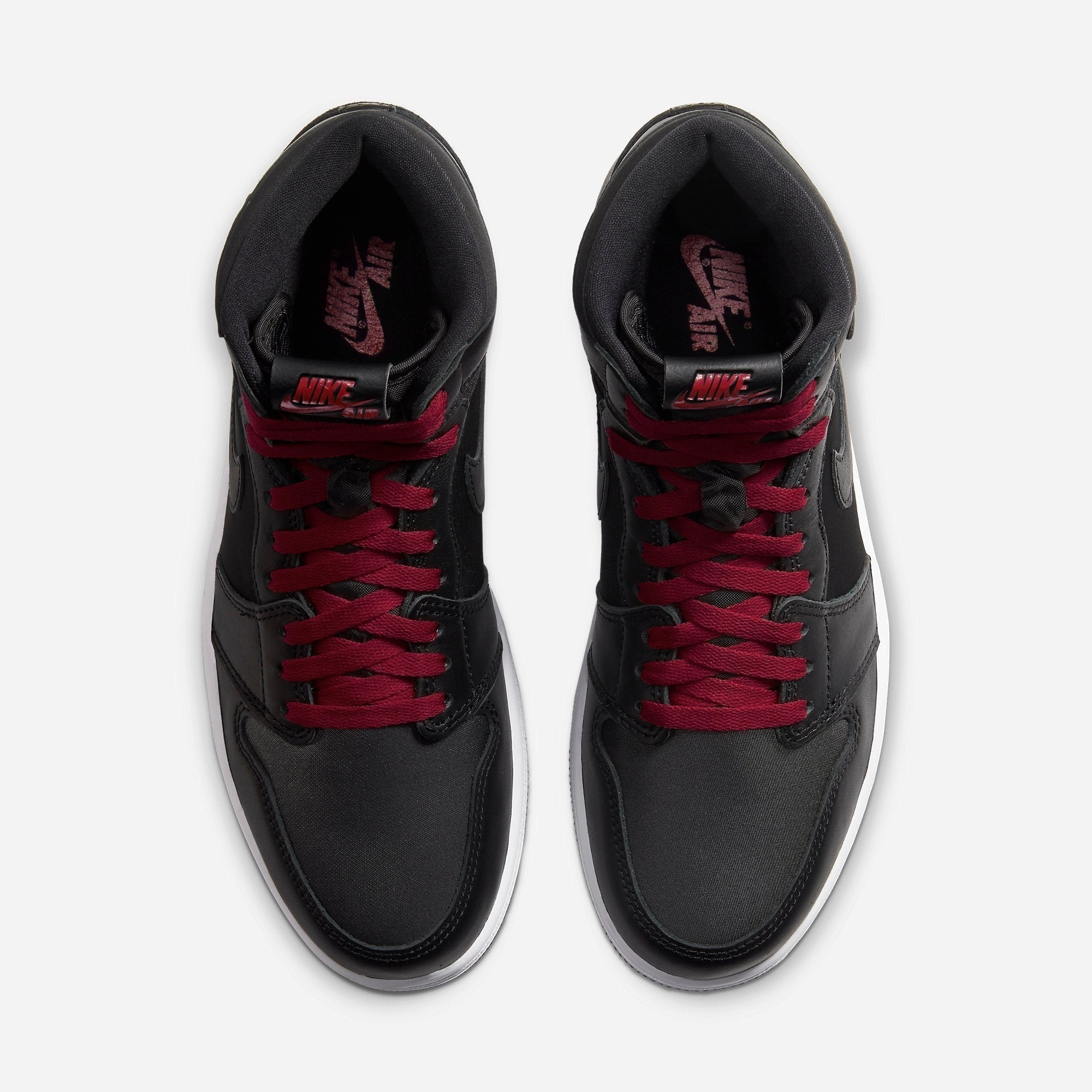 (Men's) Air Jordan 1 Retro High OG 'Black Satin' (2020) 555088-060 Air Jordan 1 Retro Court Sneakers
