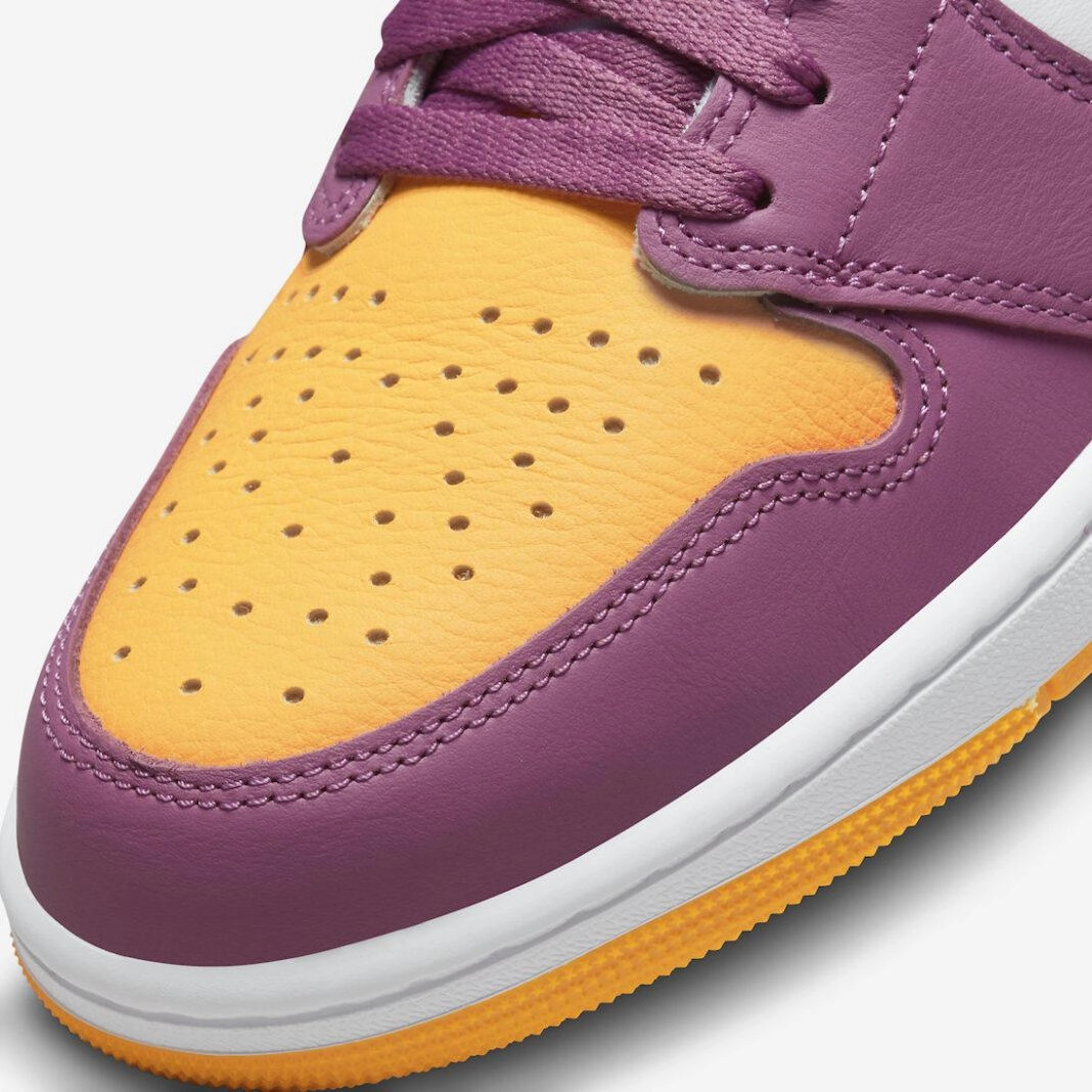 (Men's) Air Jordan 1 Retro High OG 'Brotherhood' (2022) 555088-706 Air Jordan 1 Original Colorway Shoes