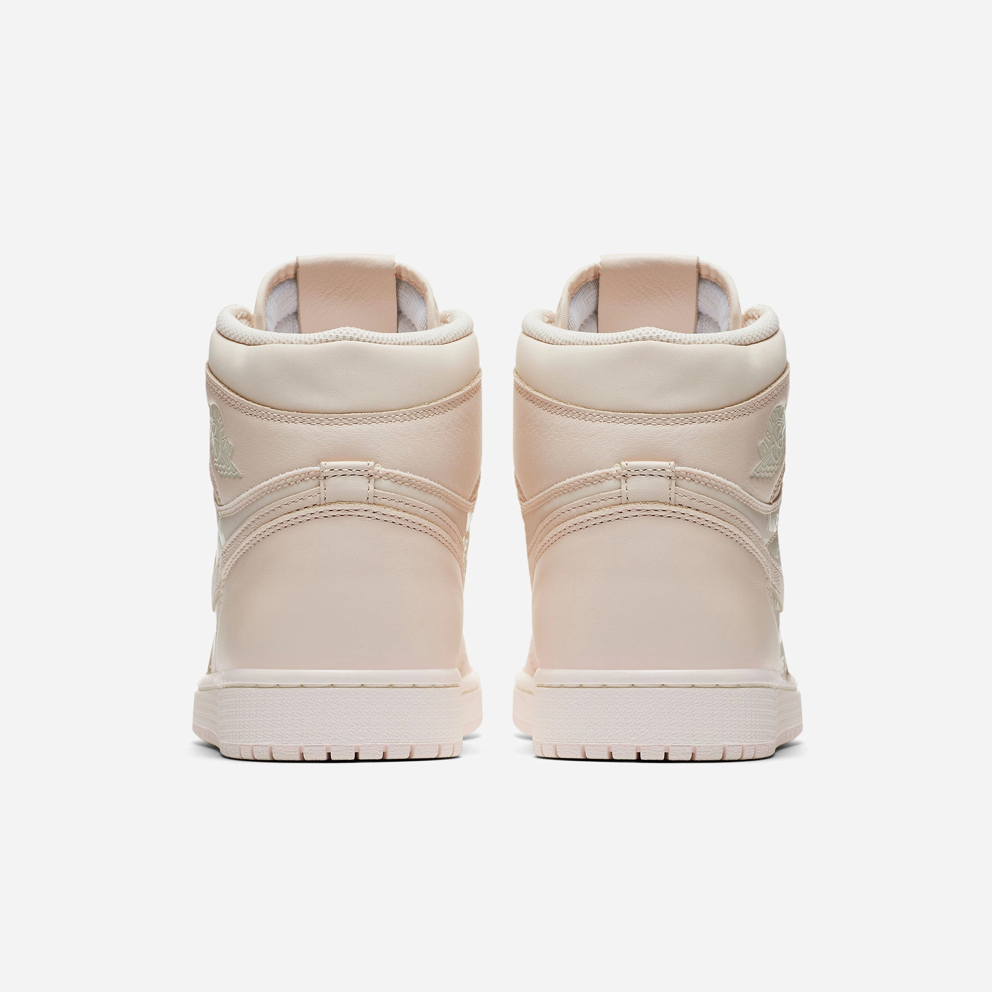 (Men's) Air Jordan 1 Retro High OG 'Guava Ice' (2018) 555088-801 Air Jordan 1 Signature Look Sneakers