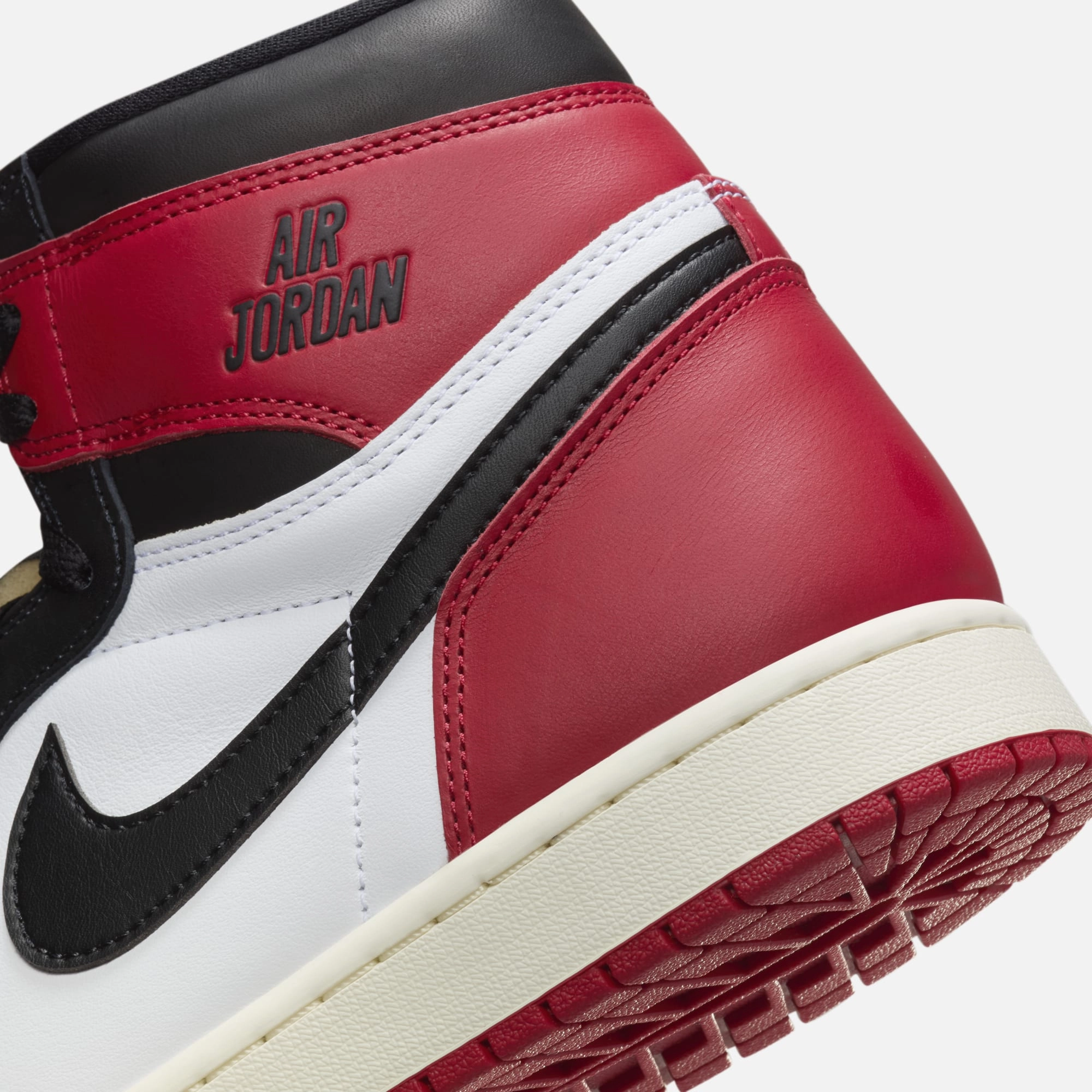(Men's) Air Jordan 1 Retro High OG 'Reimagined Black Toe' (2025) DZ5485-106 Air Jordan 1 Original Colorway Shoes