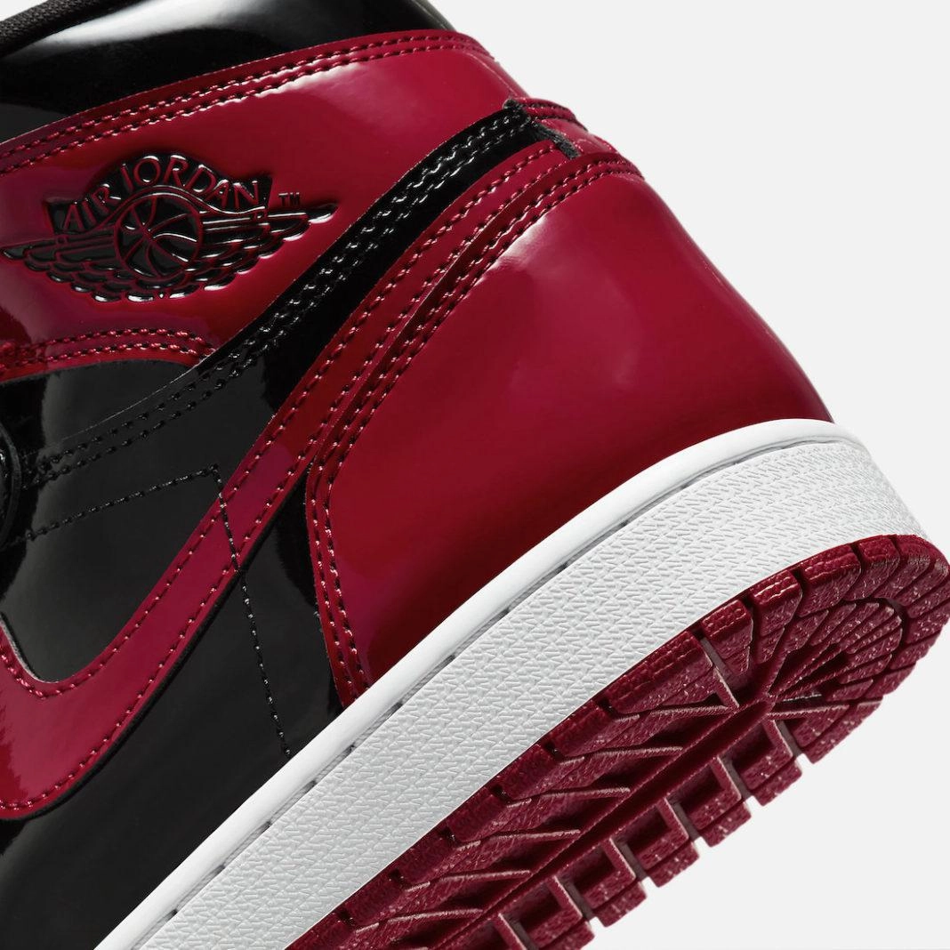 (Men's) Air Jordan 1 Retro High OG 'Reimagined Patent Bred / Banned' (2021) 555088-063 Air Jordan 1 Signature Look Sneakers