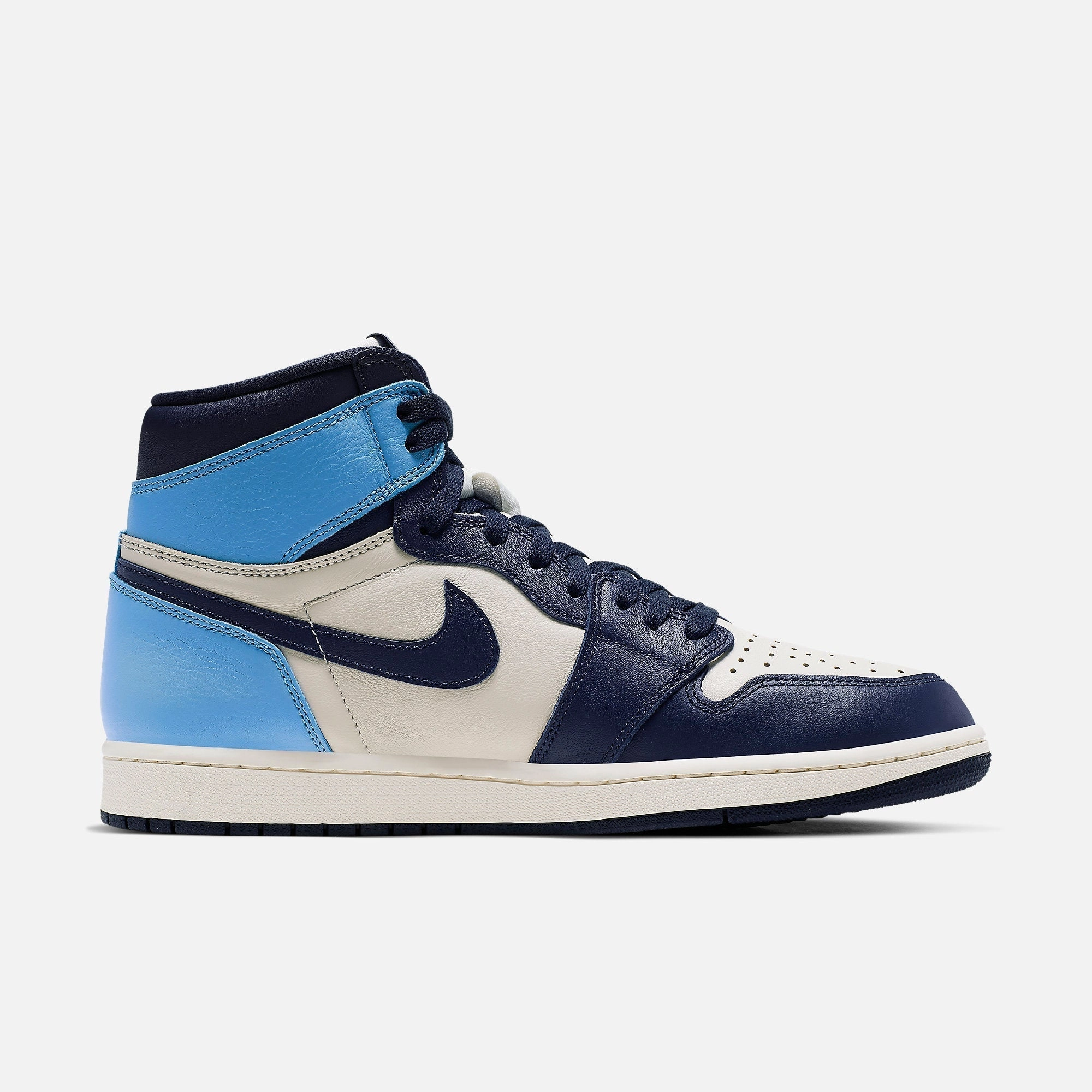 (Men's) Air Jordan 1 Retro High OG 'UNC Obsidian' (2019) 555088-140 Air Jordan 1 Retro Court Sneakers