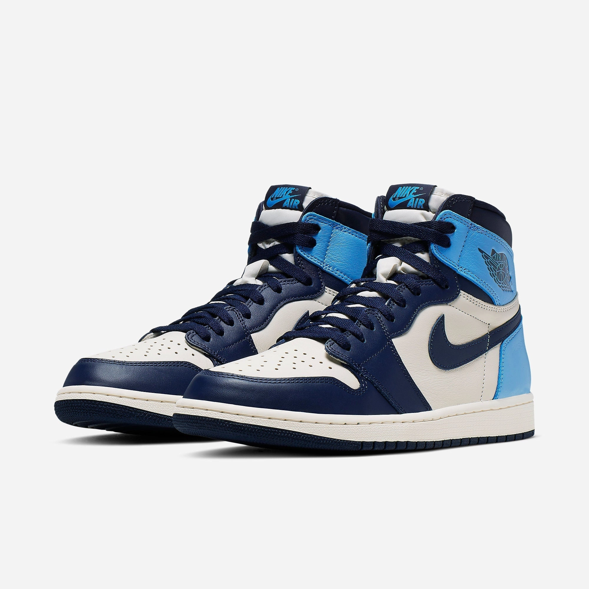 (Men's) Air Jordan 1 Retro High OG 'UNC Obsidian' (2019) 555088-140 Air Jordan 1 Retro Court Sneakers