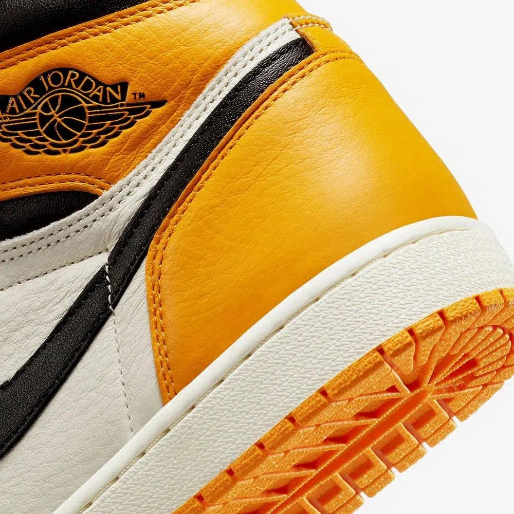 (Men's) Air Jordan 1 Retro High OG 'Yellow Toe' (2022) 555088-711 Air Jordan 1 Original Colorway Shoes