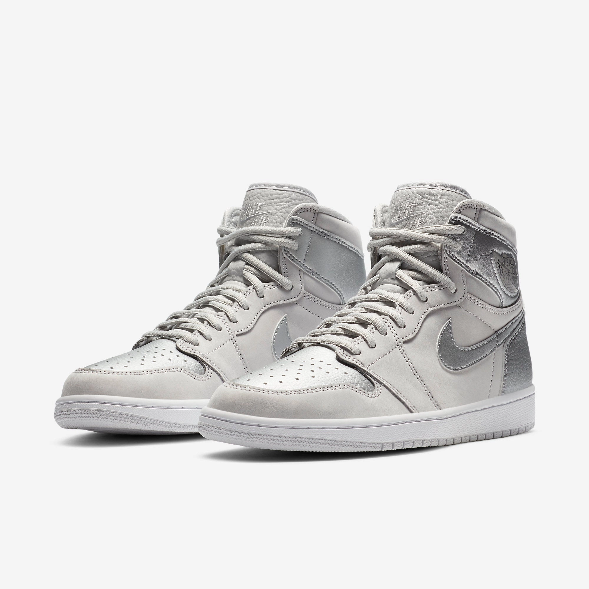 (Men's) Air Jordan 1 Retro High OG CO JP 'Japan Metallic Silver' (2020) DC1788-029 Air Jordan 1 Retro Court Sneakers