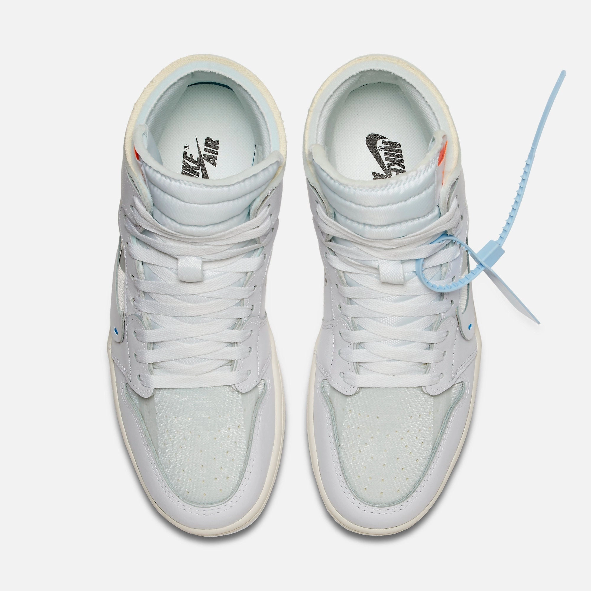 (Men's) Air Jordan 1 Retro High OG NRG x Off-White 'White' (2018) AQ0818-100 Air Jordan 1 Signature Look Sneakers