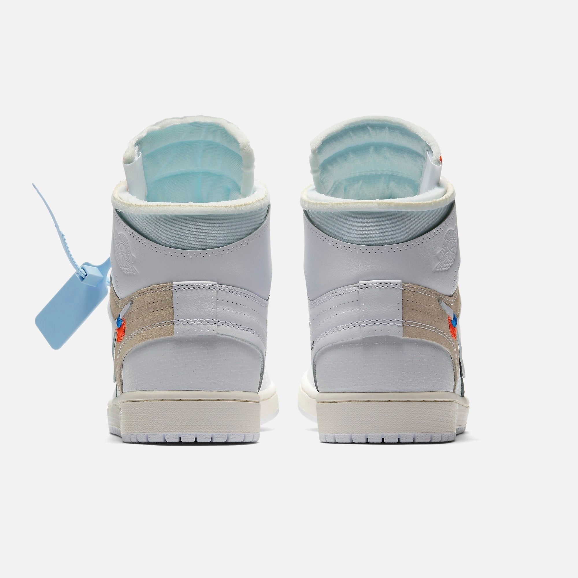 (Men's) Air Jordan 1 Retro High OG NRG x Off-White 'White' (2018) AQ0818-100 Air Jordan 1 Signature Look Sneakers