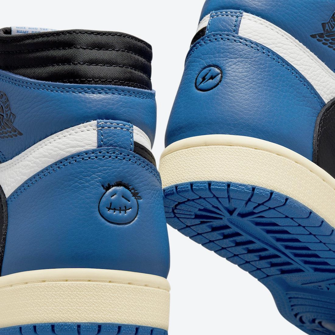 (Men's) Air Jordan 1 Retro High OG SP x Travis Scott x Fragment Design 'Military Blue' (2021) DH3227-105 Air Jordan 1 Signature Look Sneakers