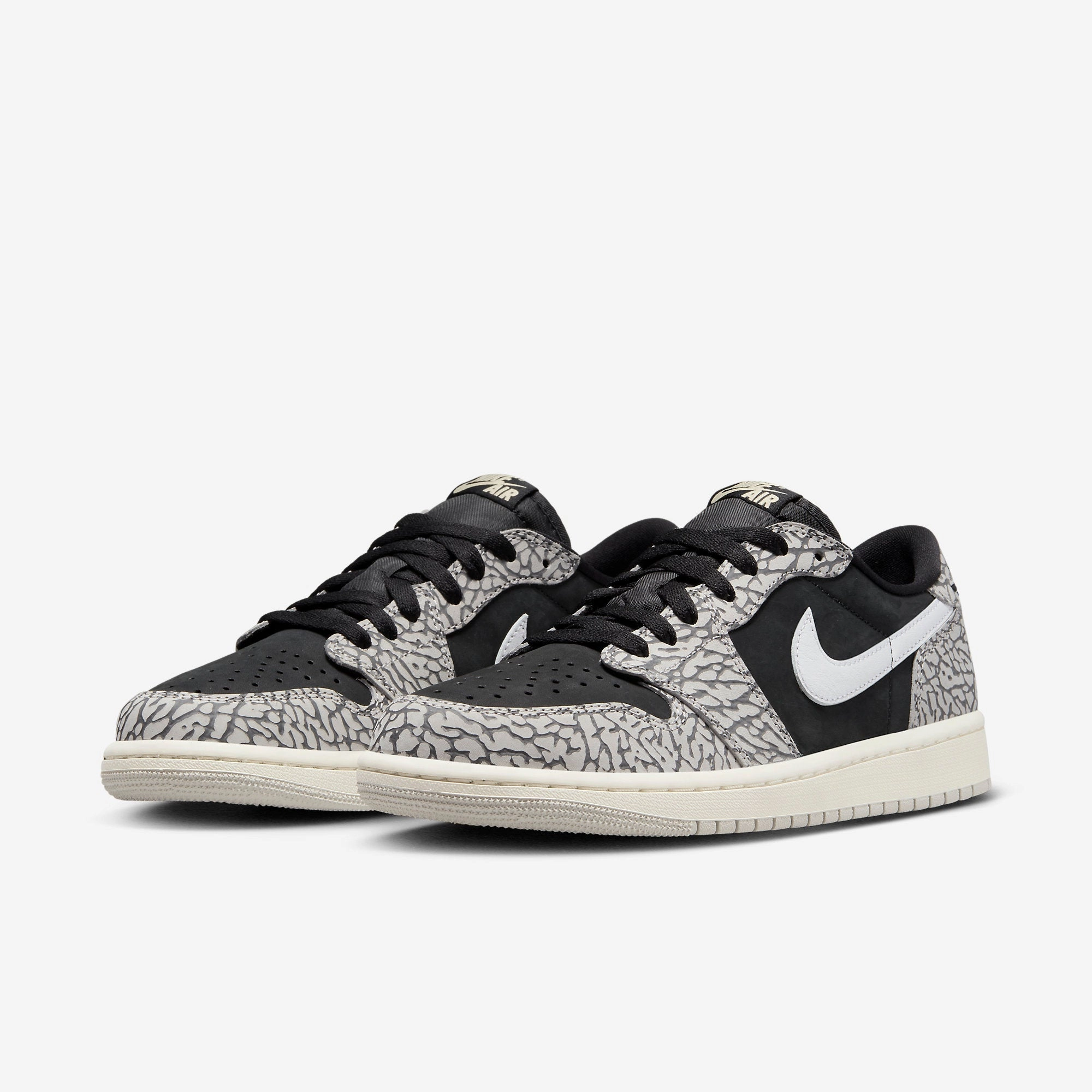 (Men's) Air Jordan 1 Retro Low OG 'Black Cement' (2023) CZ0790-001 Air Jordan 1 Timeless Heritage Shoes