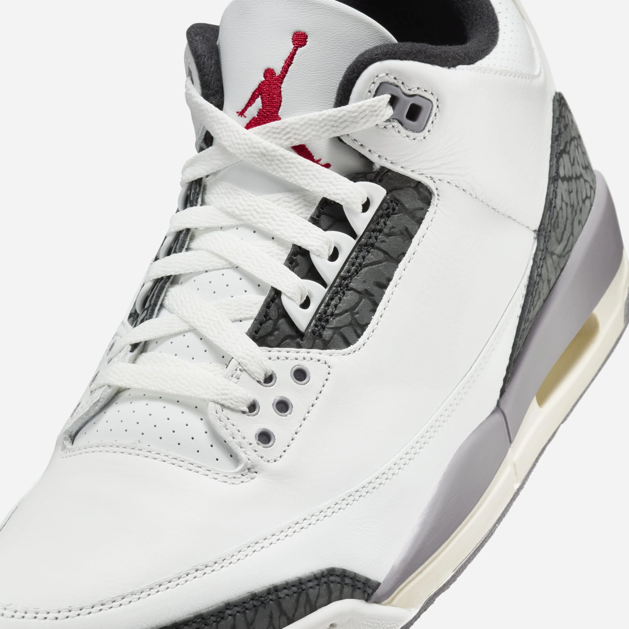 (Men's) Air Jordan 3 Retro 'Cement Grey' (2024) CT8532-106 Air Jordan 3 Retro Throwback Sneakers