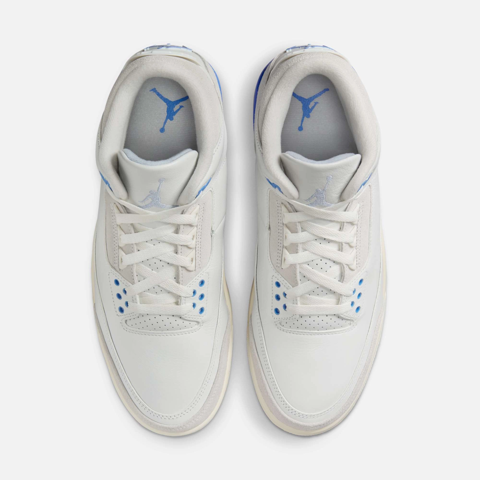 (Men's) Air Jordan 3 Retro 'Lucky Shorts / Hydrogen Blue' (2025) CT8532-101 Air Jordan 3 Retro Throwback Sneakers