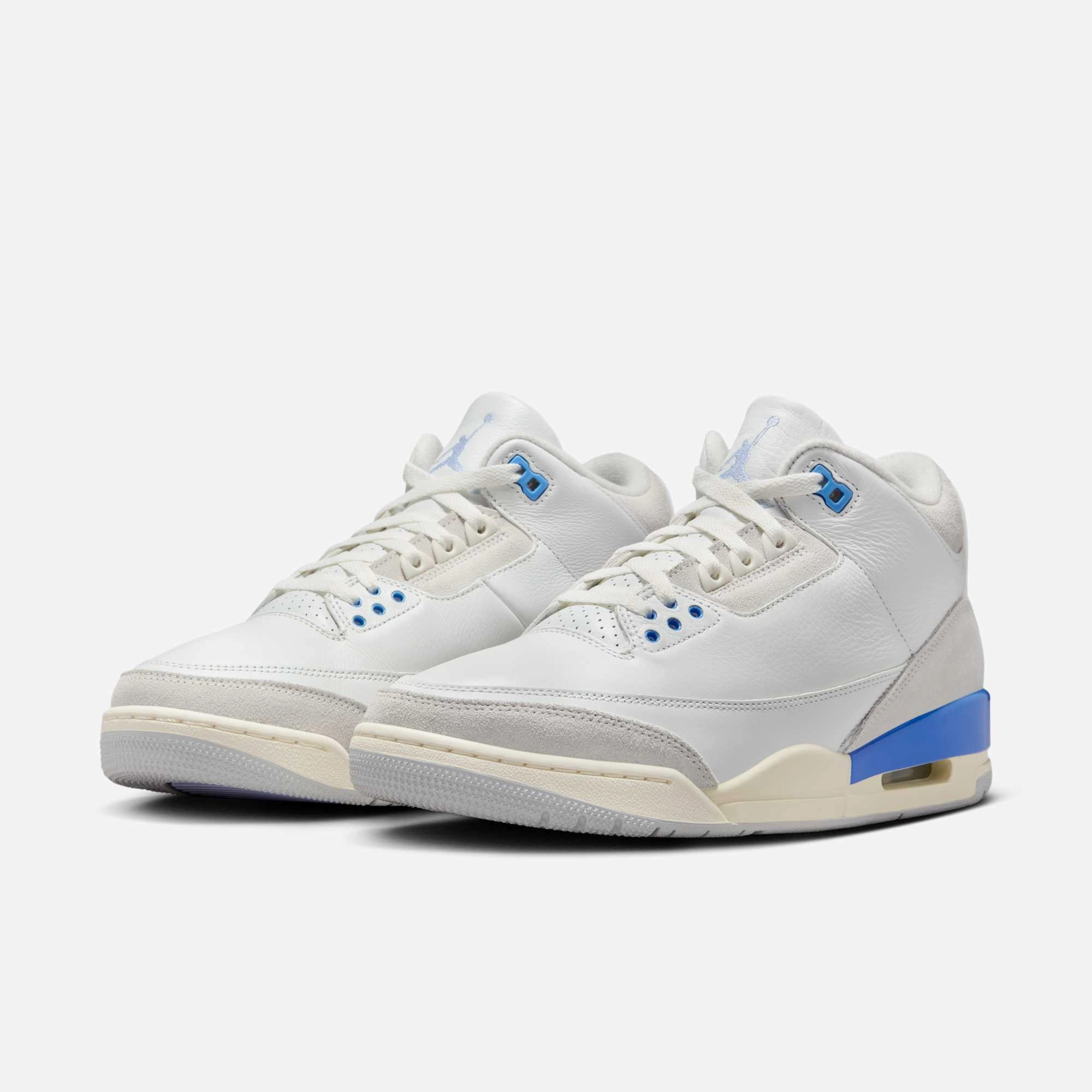 (Men's) Air Jordan 3 Retro 'Lucky Shorts / Hydrogen Blue' (2025) CT8532-101 Air Jordan 3 Retro Throwback Sneakers