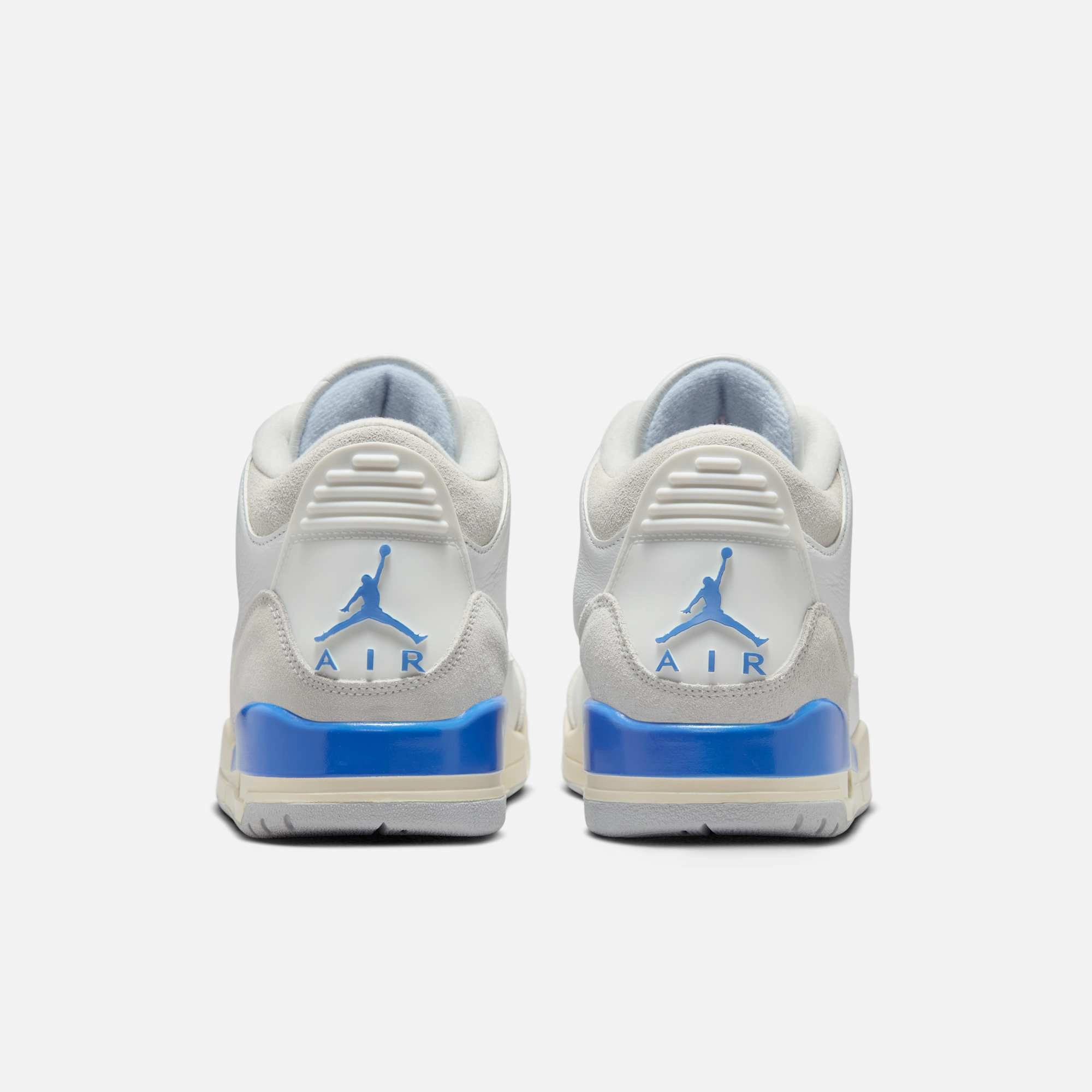 (Men's) Air Jordan 3 Retro 'Lucky Shorts / Hydrogen Blue' (2025) CT8532-101 Air Jordan 3 Retro Throwback Sneakers