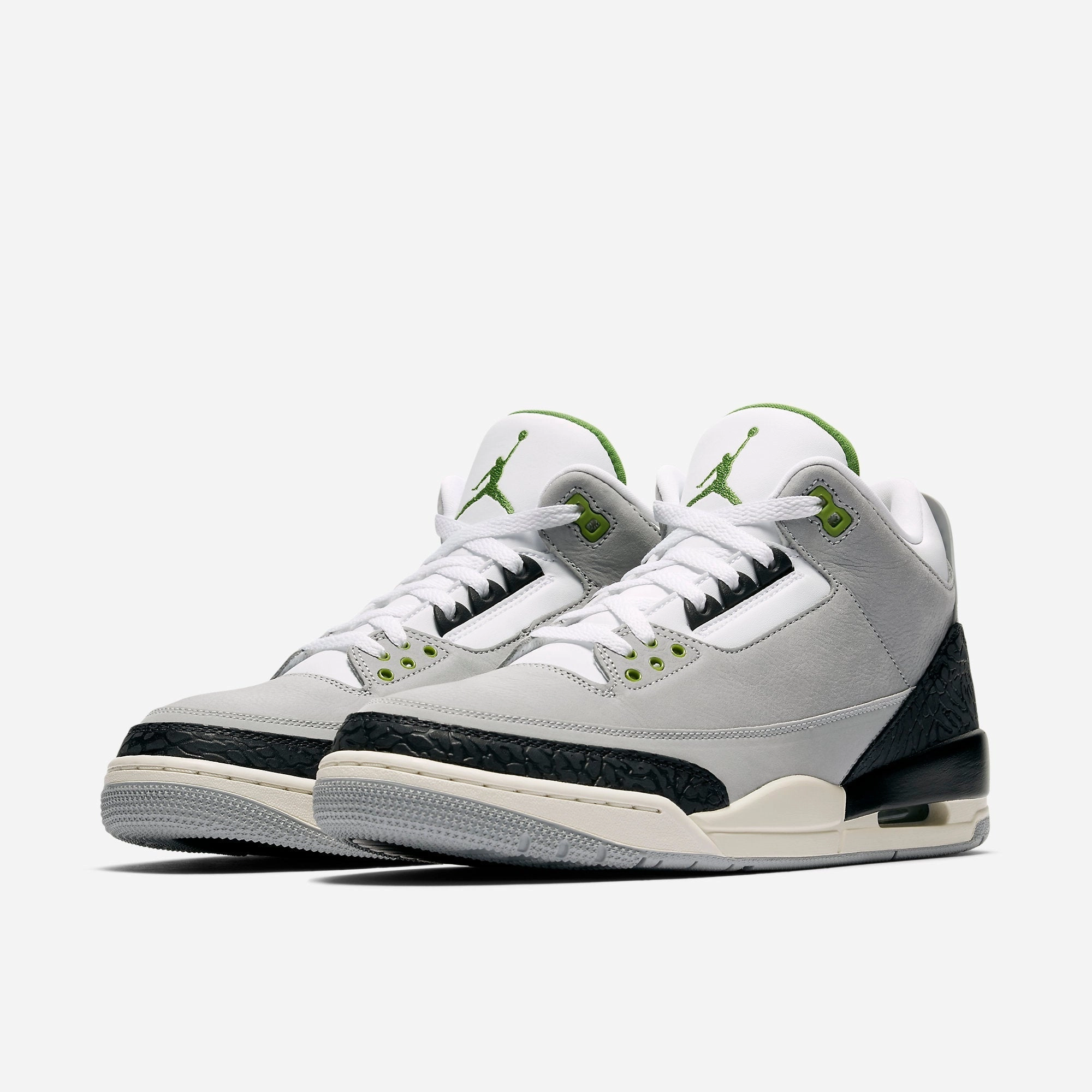 (Men's) Air Jordan 3 Retro 'Tinker Hatfield Chlorophyll' (2018) 136064-006 Air Jordan 3 Retro Throwback Sneakers