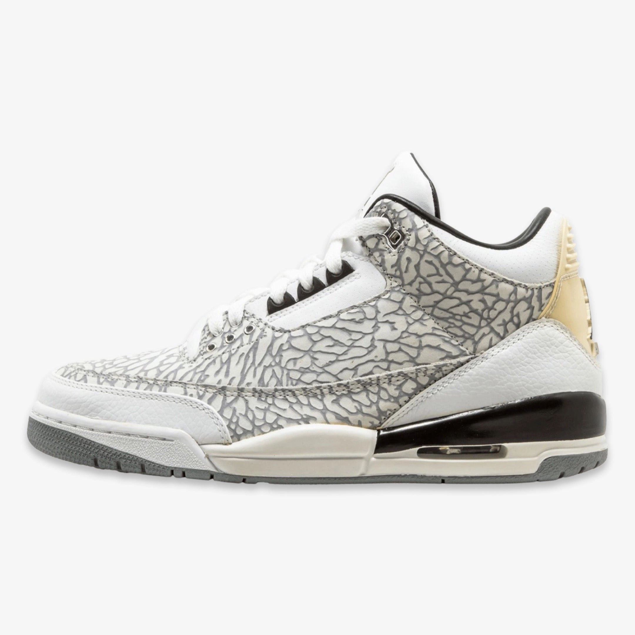 (Men's) Air Jordan 3 Retro Flip 'White' (2007) 315767-101 Air Jordan 3 retro sneakers with throwback vibe