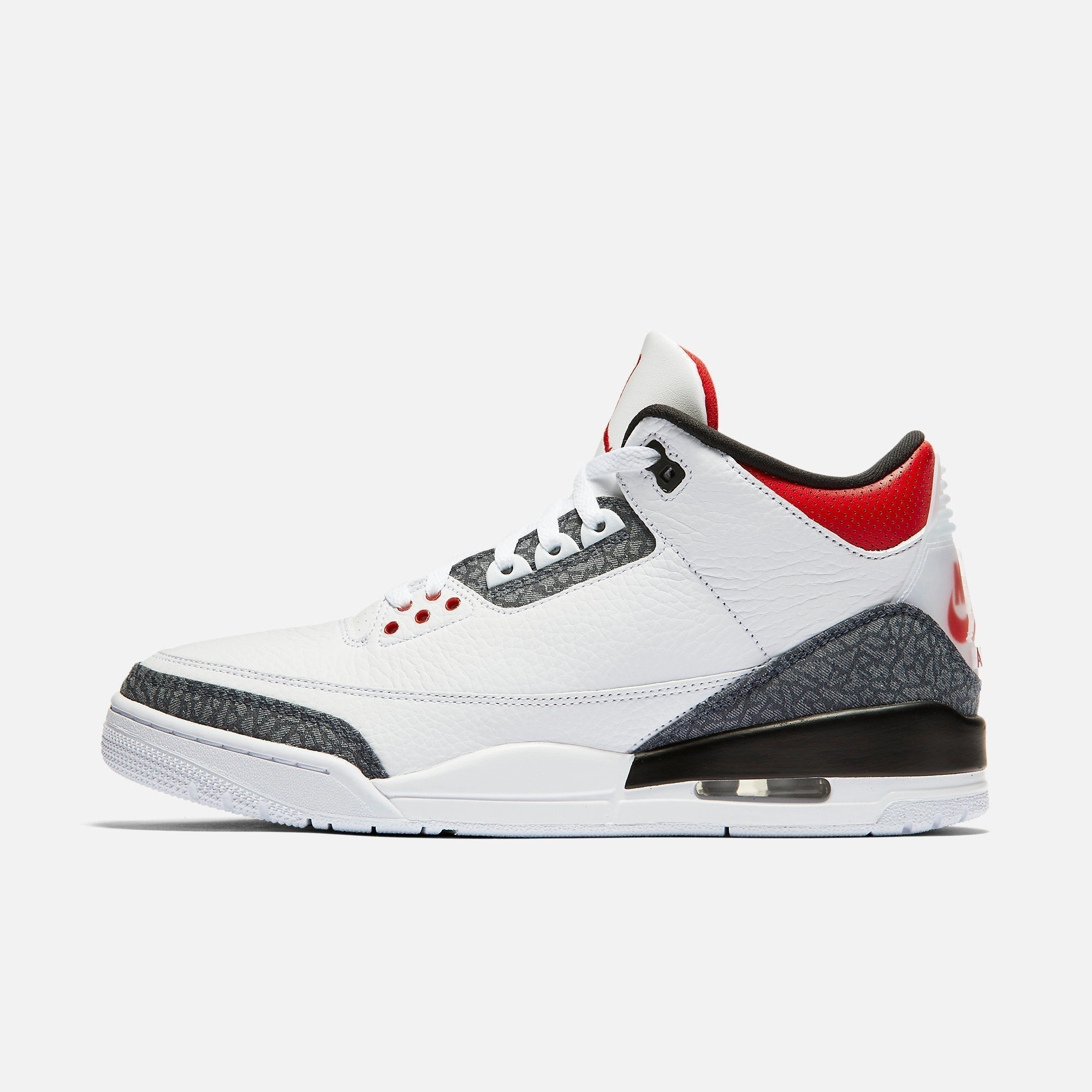 (Men's) Air Jordan 3 Retro SE 'Denim Fire Red' (2020) CZ6431-100 Air Jordan 3 retro sneakers with throwback vibe